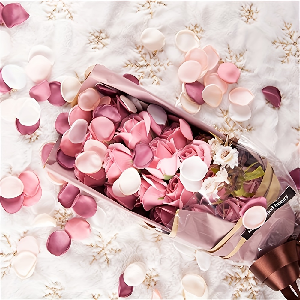 

100pcs Simulation Rose Petals, Simulation Silk Satin Polyester Flowers, Christmas Desktop Wedding Proposal Holiday Table Decoration