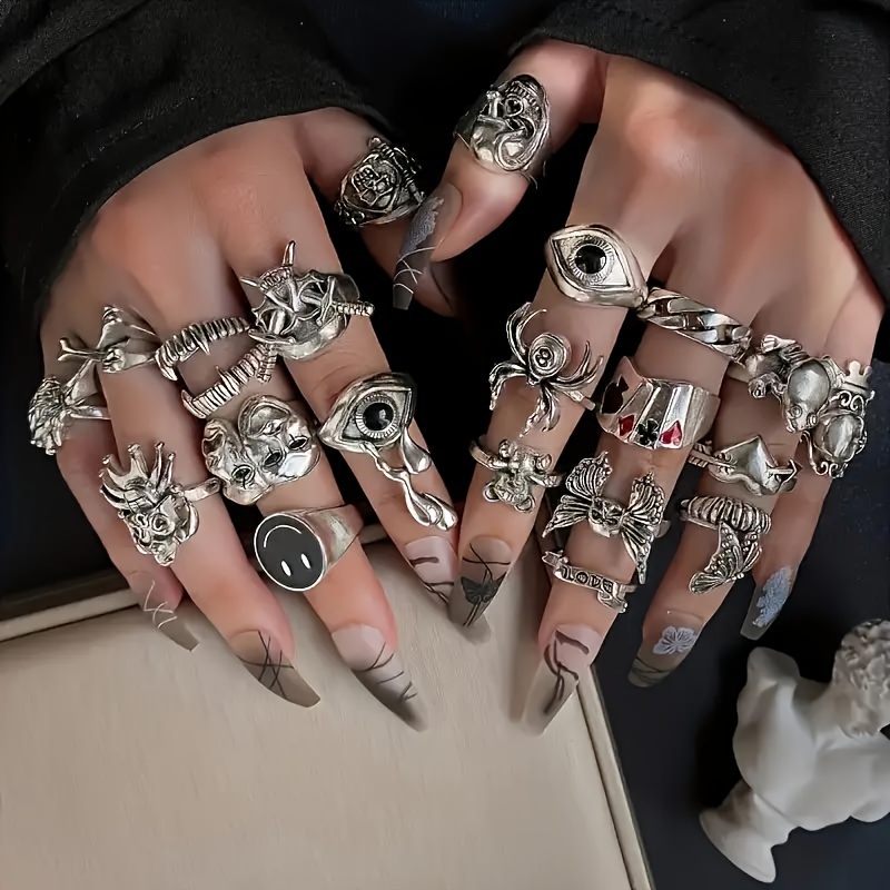 

24 Piece/gothic Ring Set - Fashionable And Avant-garde, Unique Devil And Clown Face - Durable Zinc Alloy, Suitable For Mixing Styles - Weird Daily Wear, Party Accessories, Cool Friends' Essentials