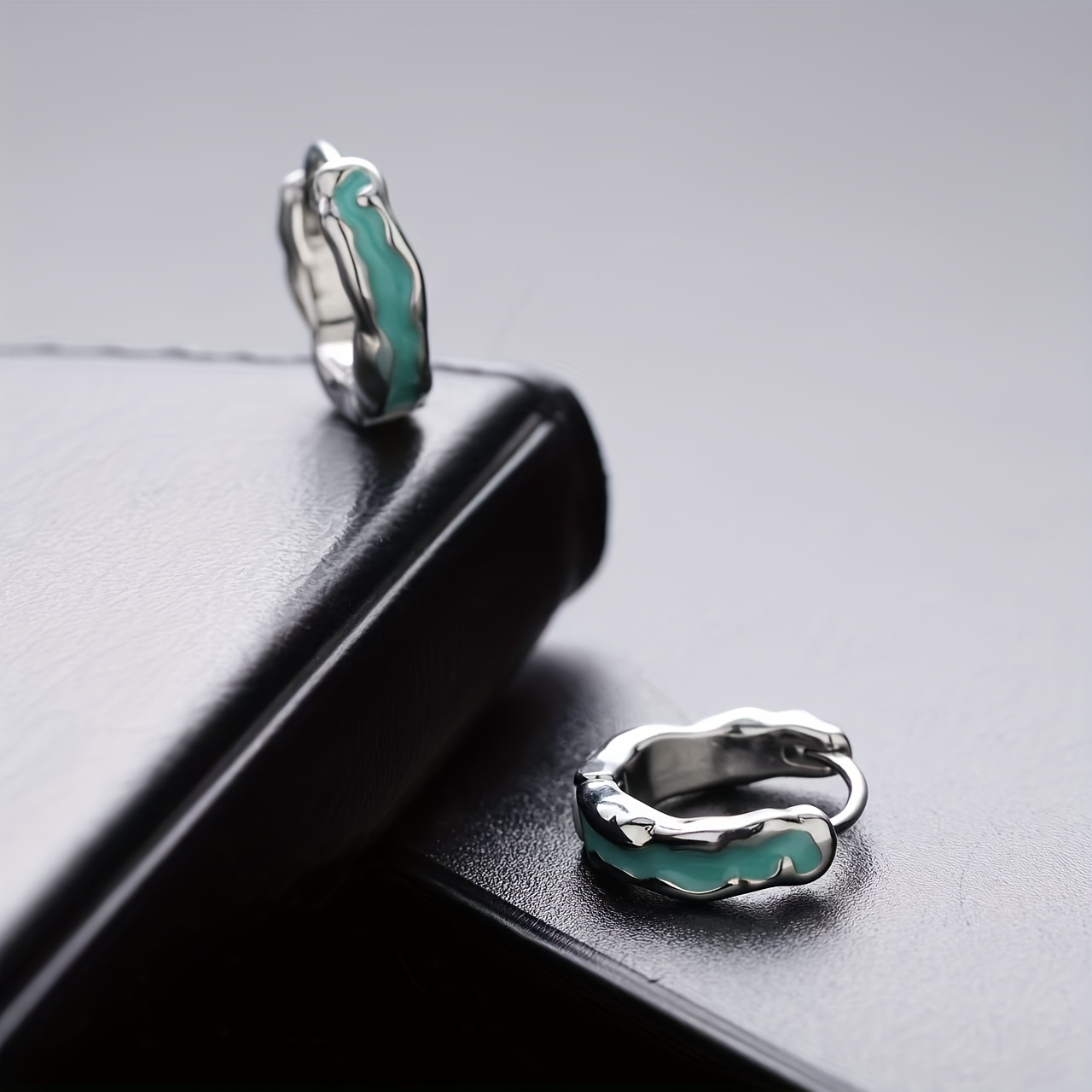 Image of 2pcs Titanium Steel Irregular Texture Earrings For Men And Women, Light Luxury, Niche Temperament Design, Personalized High-end Couple Earrings, Easy, Fashionable, Versatile, Cute Earrings For Women