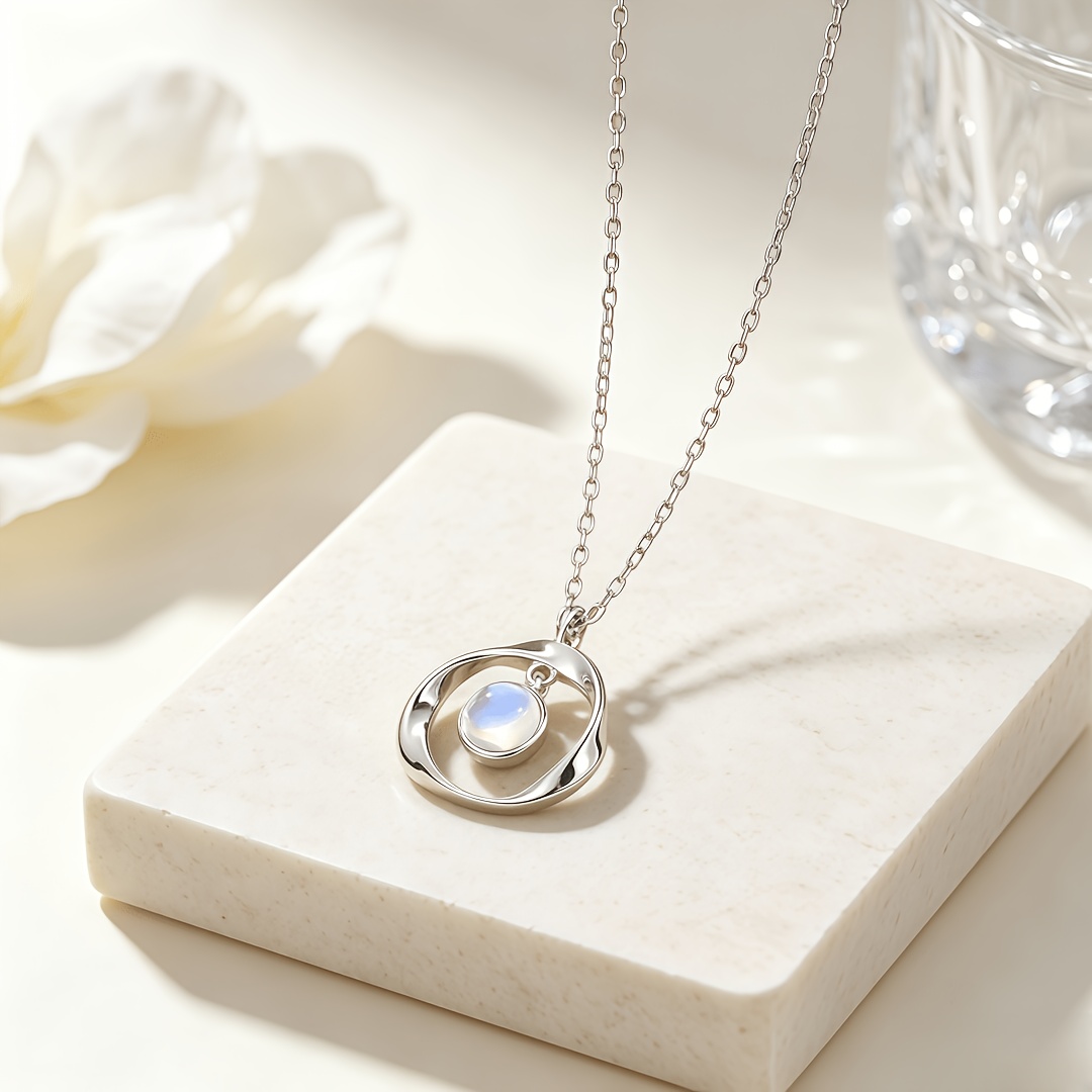 TEMU Collier irrégulier torsadé rond en cuivre blanc avec K, niche facile, style froid, pendentif en à , idéal pour les quotidiens, ambiance douce,