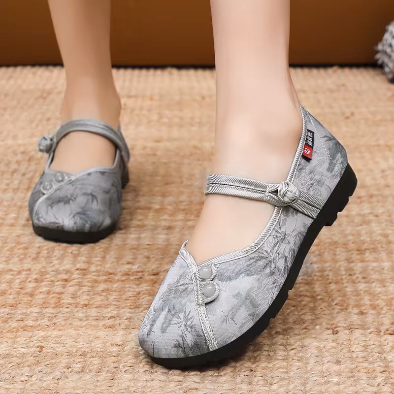 retro chinese style ink painting cloth shoes for women soft sole breathable middle aged and elderly single shoes shallow mouth one strap mother shoes women shoes sneakers details 4