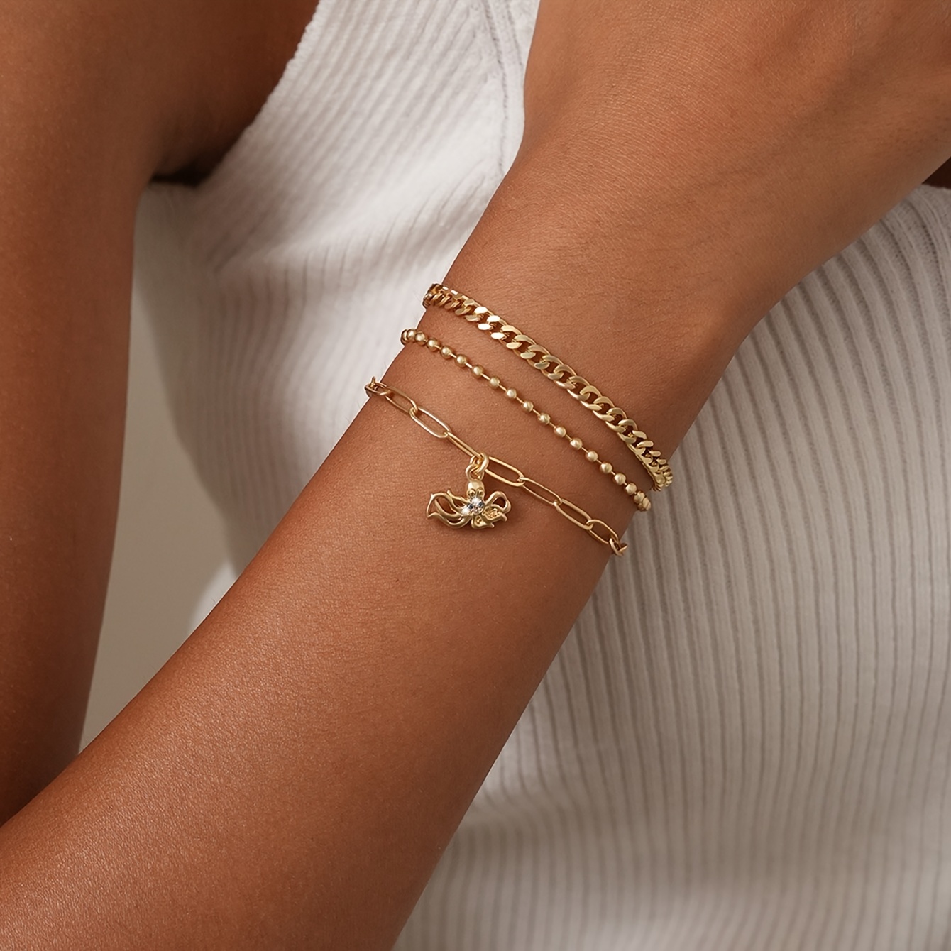 INS Premium Elegant Octopus Inlaid Synthetic Zirconia Bracelet Set
