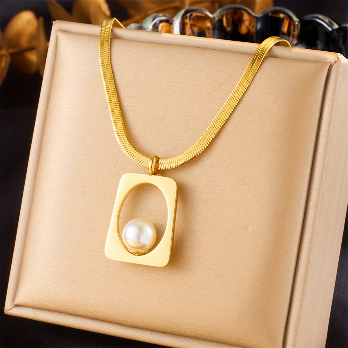 

Chic Gold-plated Stainless Steel Necklace With Square Geometric Pearl Pendant - Fashion Accessory, Parties & Gifts, Stainless Steel, Gold-plated, Necklace, Geometric Inlay, Pearls