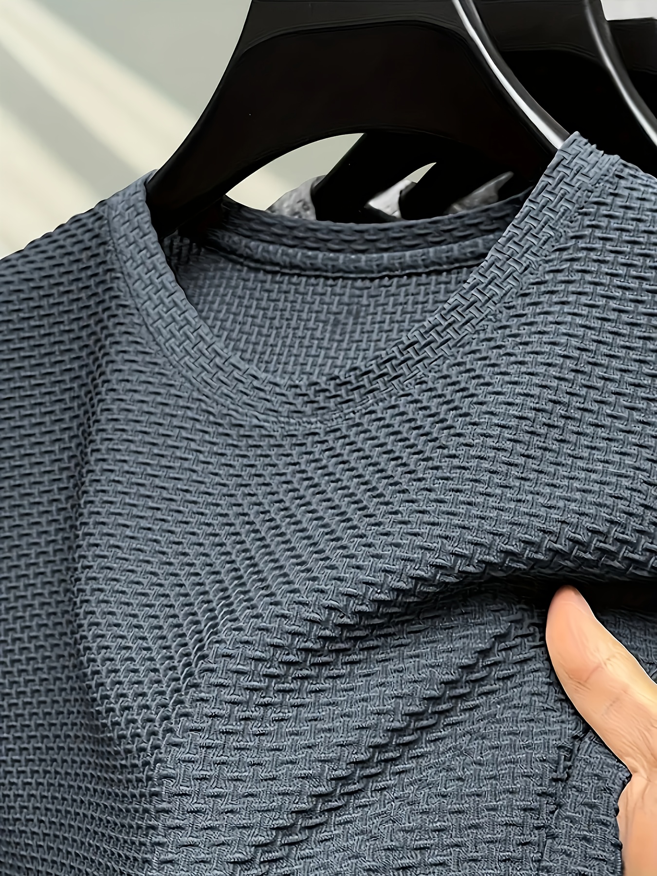 Men's Performance T-Shirt - Solid Color Dark Blue, Active Short Sleeve Crew Neck Tee, Stretchy Nylon Blend, Ideal for Outdoor Activities, Summer Wear