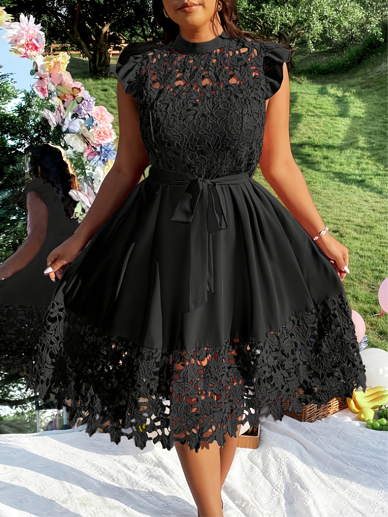Women's Hollow-Out Lace Casual Elegant Wood-Ear Mushroom Hem Dress