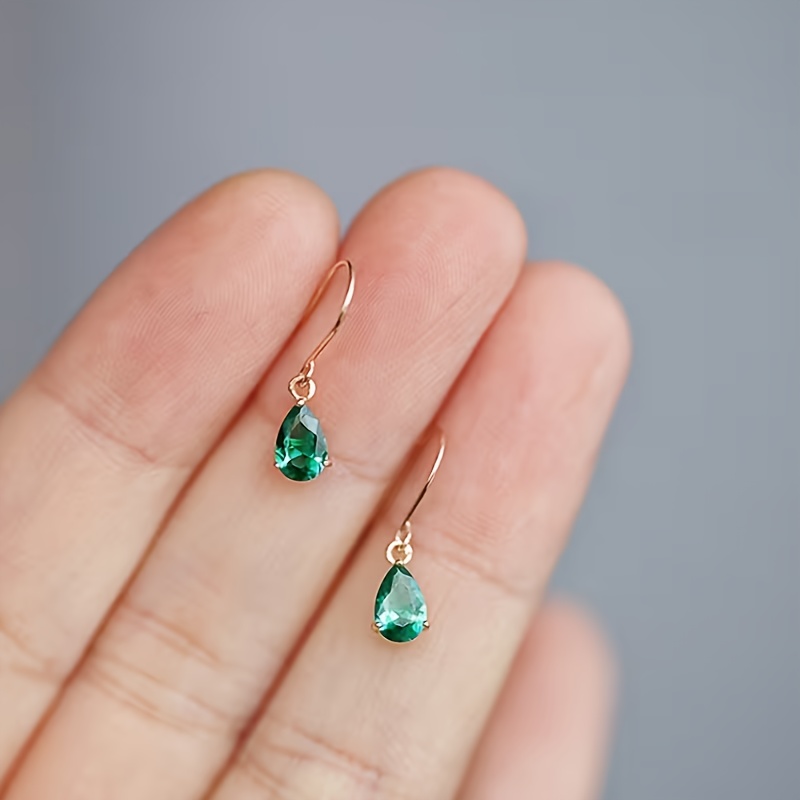 TEMU Une paire d'élégants boucles d'oreilles de goutte de vert de style français, parfaites pour un look de déesse