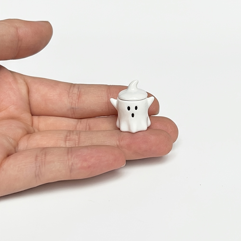 TEMU Halloween 1:12 Scale Miniature Covered Simulation Jar, Lid , Ghost Pumpkin Shaped Miniature Tableware Model, Suitable For Dollhouse Decoration,