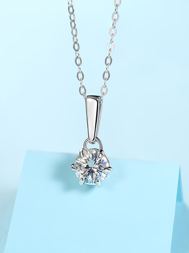 莫桑石多少钱一克拉