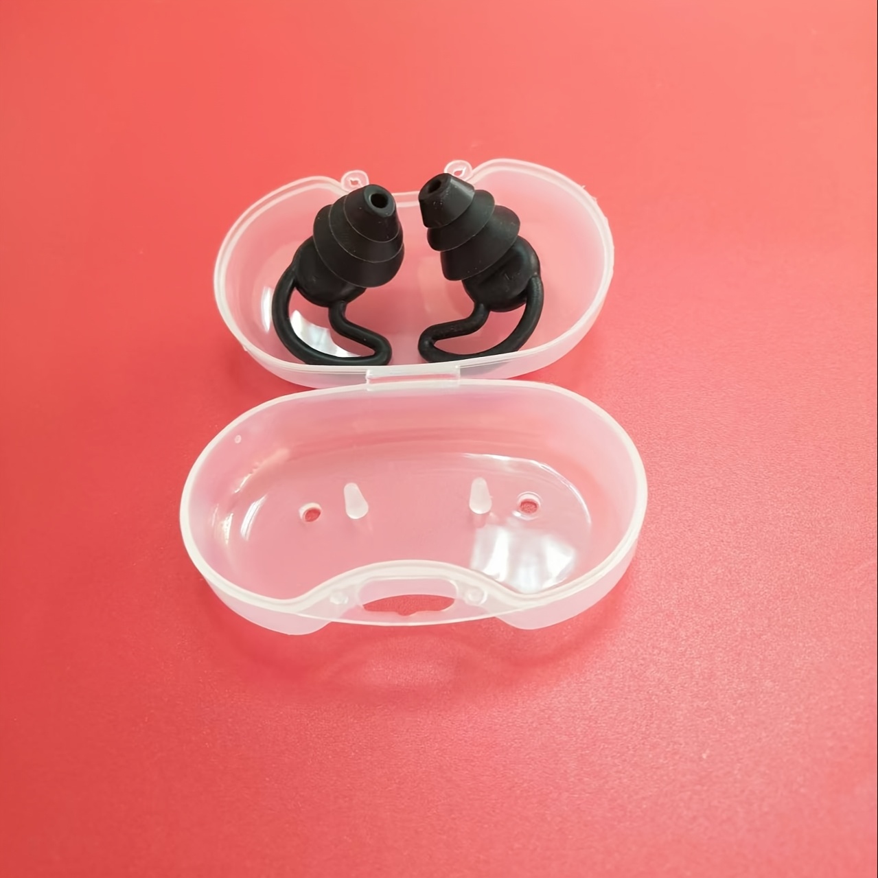 

Reusable Silicone Swimming Earplugs In Crescent-shaped Case - Black, 1 Pair