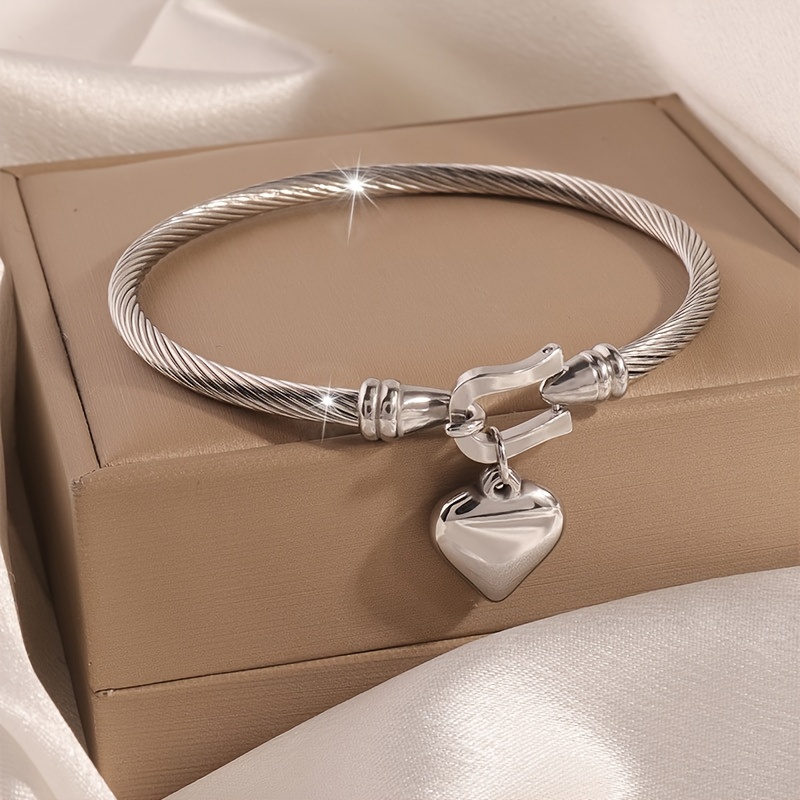 stainless steel bracelet horseshoe   high end european and american non fading bracelet