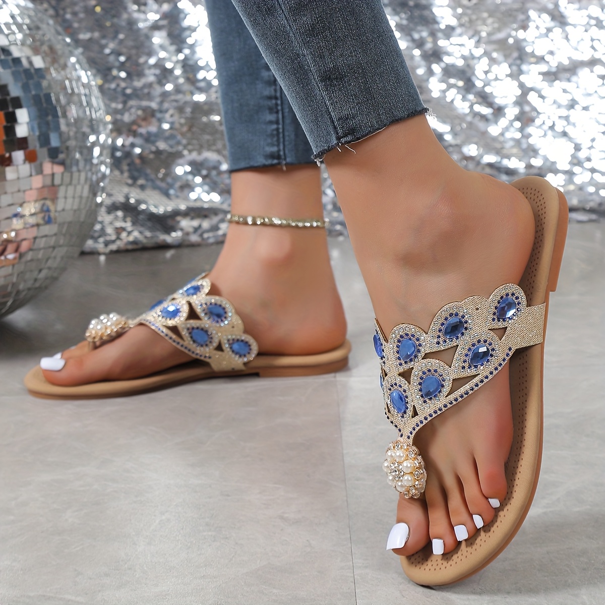 Women'S Rhinestone & Pearl-Embellished Flat Sandals - Sparkling Summer Slip-On Flat Heels with Adjustable Ankle Strap, Comfortable PU Cover for Casual Outings, Beach, or Parties, Party Footwear, Floral Embellished Design, Durable Tpr Sole