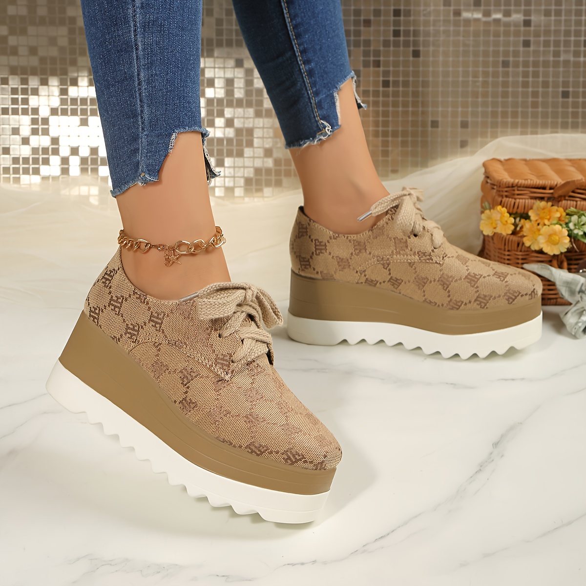 Plus Size Two-Tone Platform Thick Sole Lace-Up Flat Shoes for Women