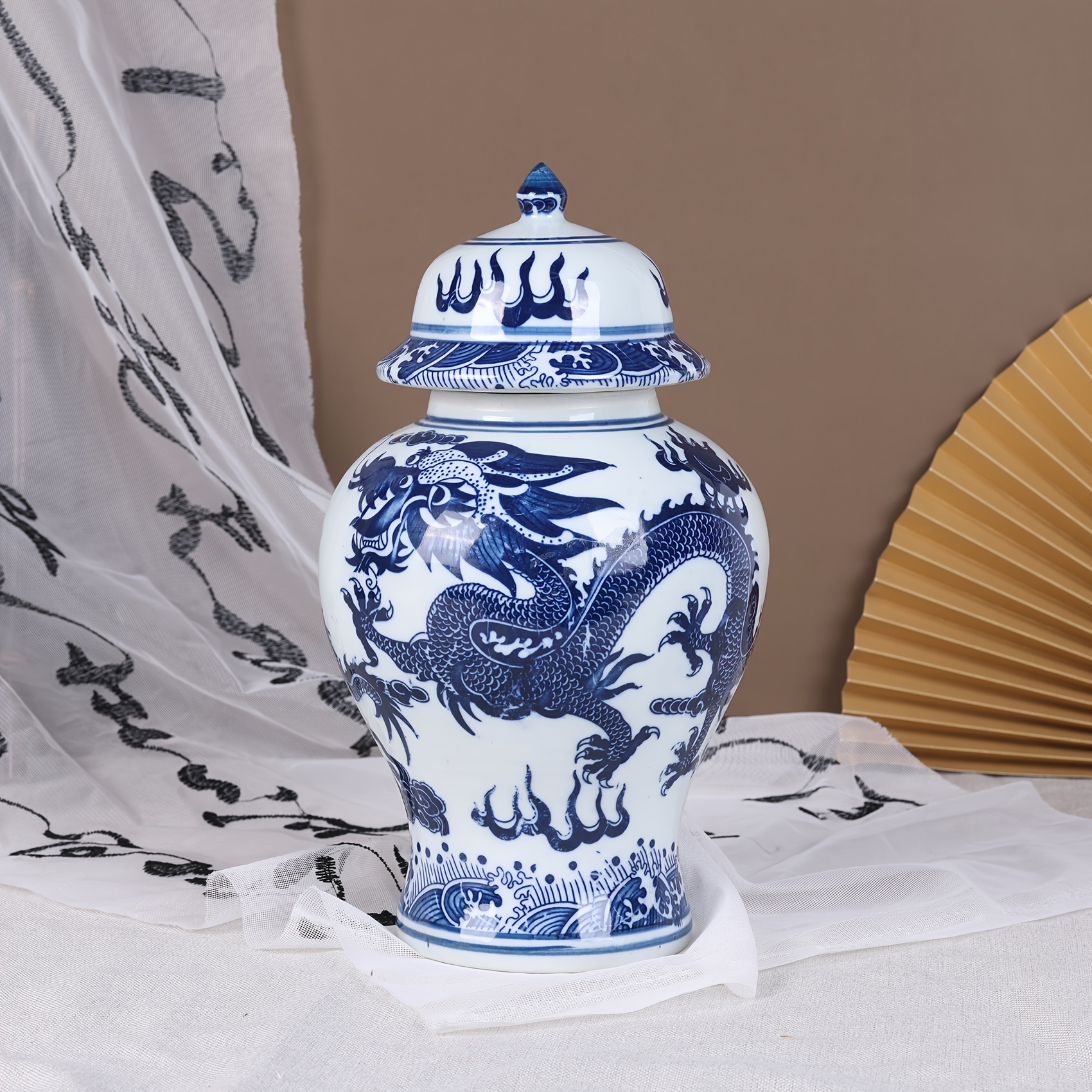 手作り中国青花磁器の壺 龍蓋付き伝統的な花瓶 装飾用ラウンドフリップ
