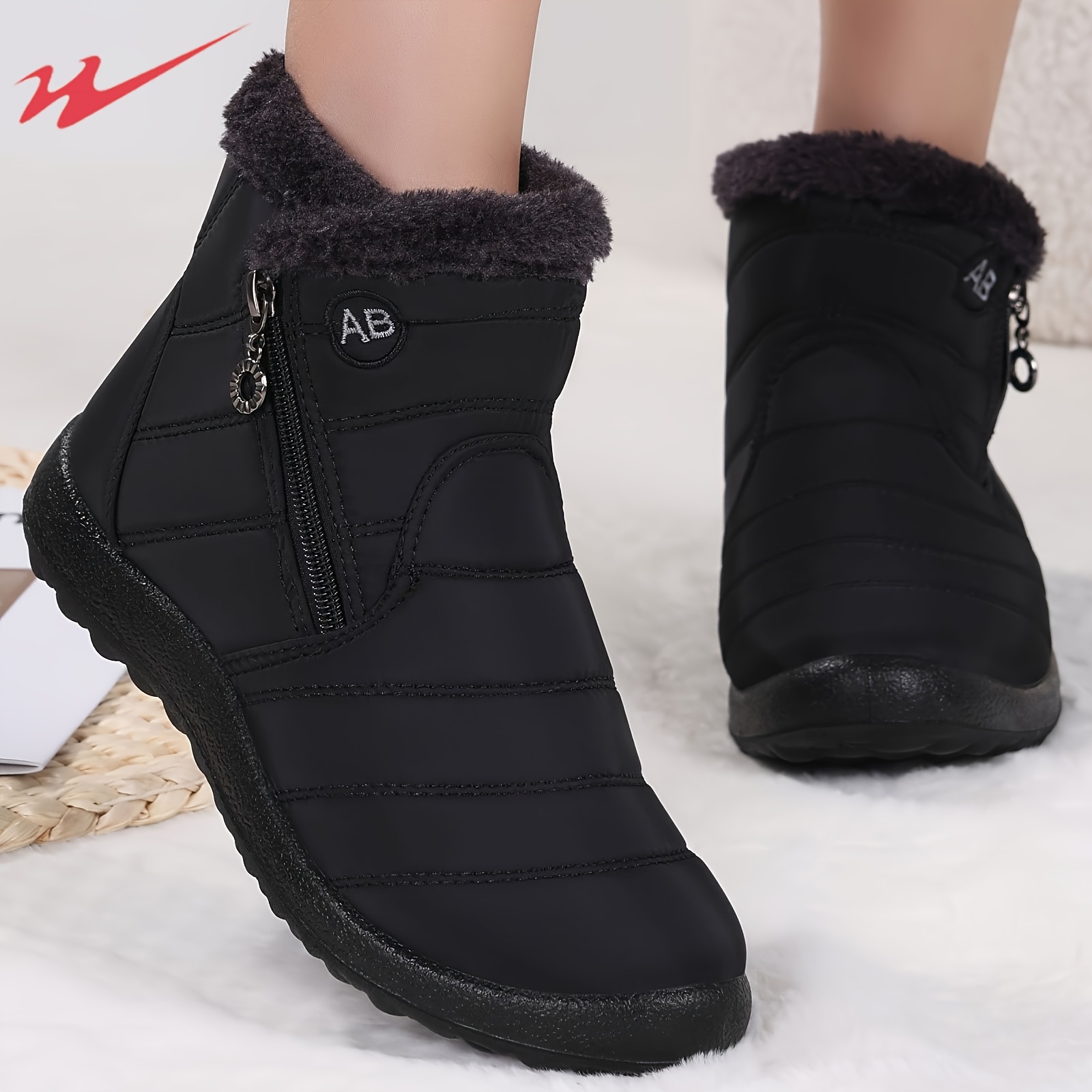 Women's Plush Lined Short Snow Boots with Side Zipper