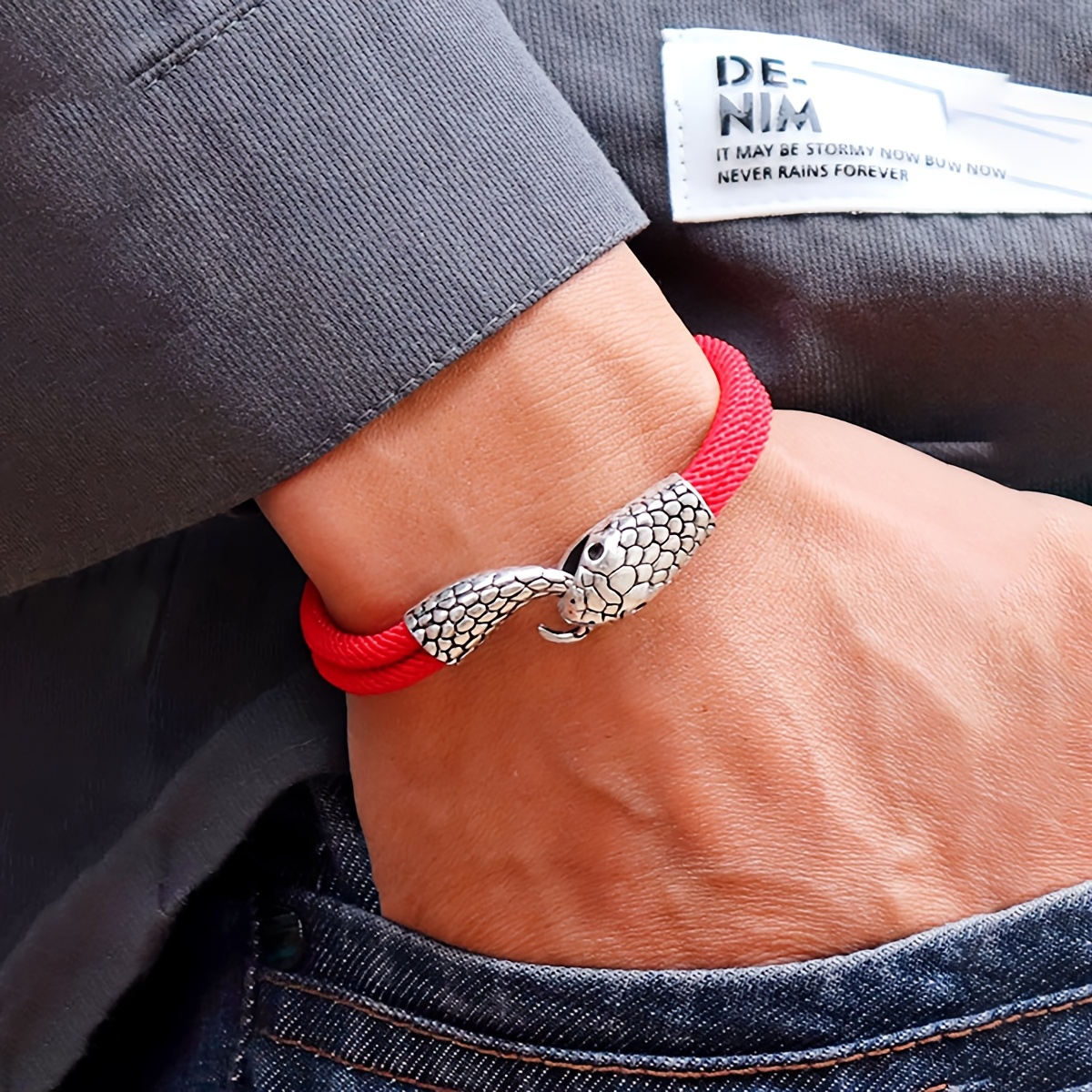 

Men's -chic Handmade 4mm Red Rope Bracelet With Snake Charm - Unique Jewelry Gift