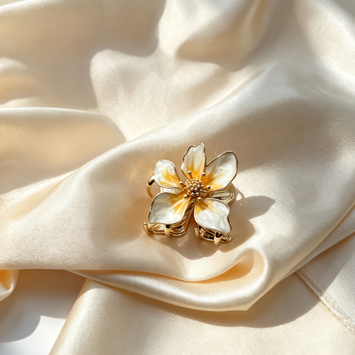 TEMU 1pc Women's Vintage Colorful Flower Claw Clip, Hand-enameled Alloy Hair Clip, Non-slip Shark Clip, Daily Commute Updo Hair Accessory, Suitable