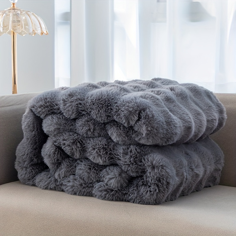 

Faux Rabbit Fur Throw Blanket Winter Warm Bubble Faux Fur Blanket Super Soft Double Sided Plush Blankets For Couch Chair Bed Sofa (light Khaki, 160 X 200cm/63'' X 79'')