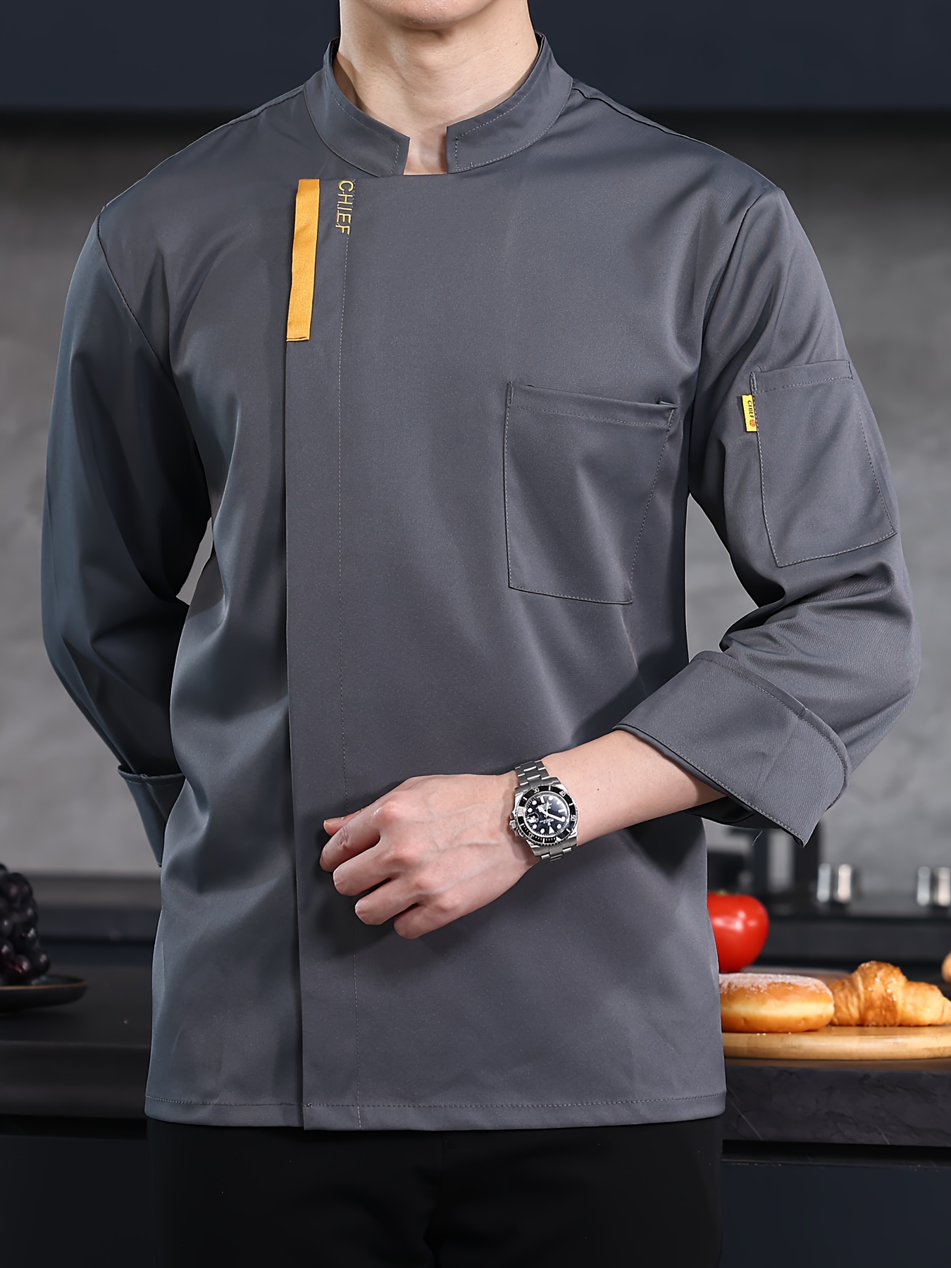 Color: Grey  1pc Men’s Chef Coat in Neutral Color with Buttons and Chest Pockets, Suitable for Hotel Cooking and Baking Activities