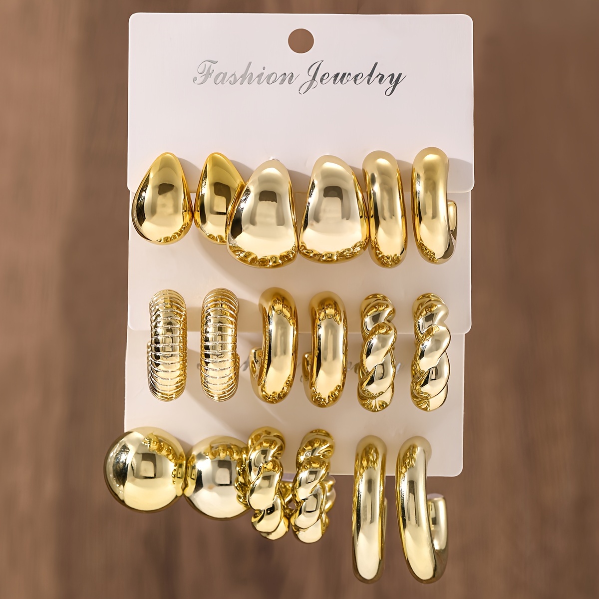 

A Set Of 9 Pairs Of Fashionable For , And Of -fitting Jewelry, Suitable For Mix And Match, Perfect As A Gift.