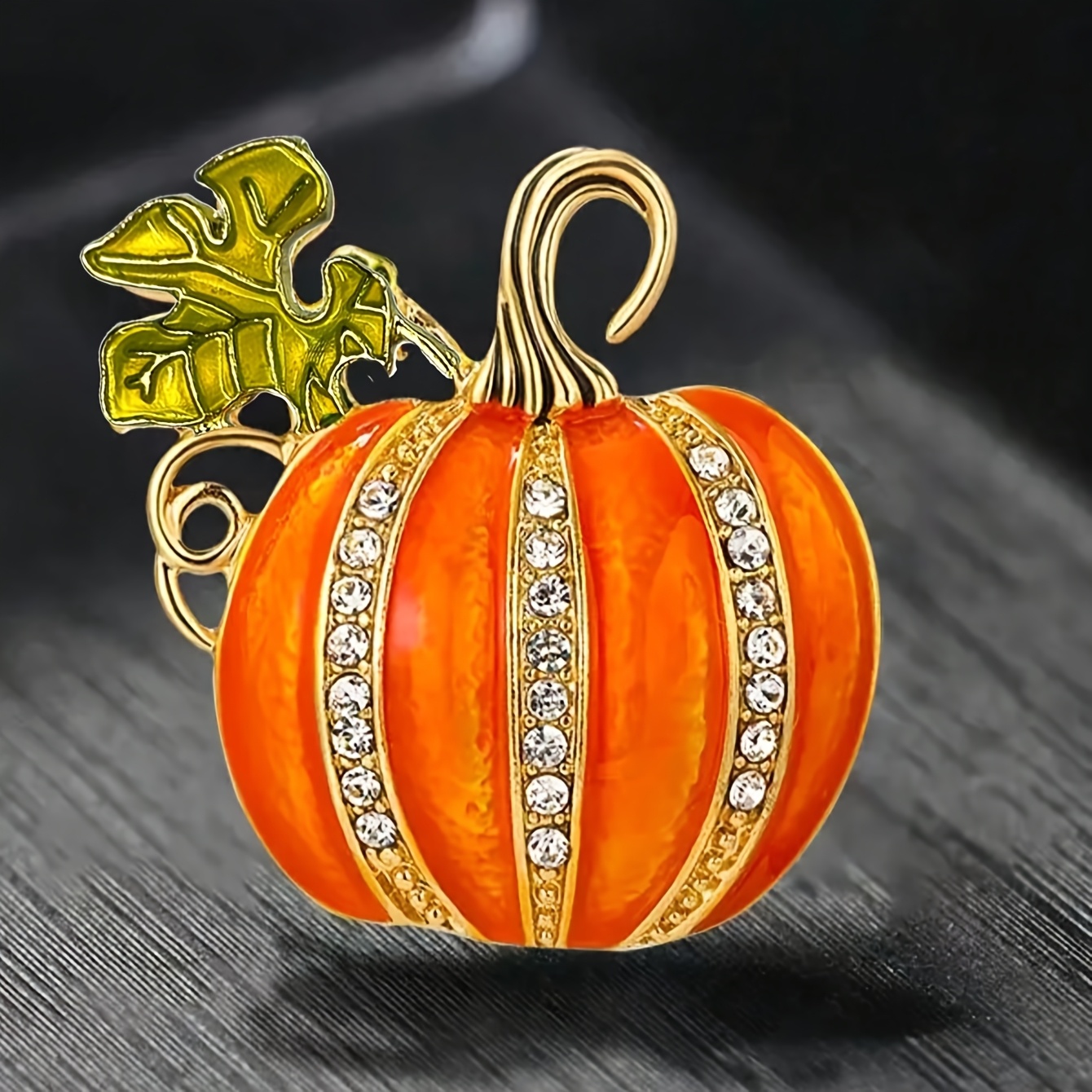 TEMU Broche Citrouille en Strass, Revêtement Émaillé en Alliage de pour Halloween et Décoration Décontractée