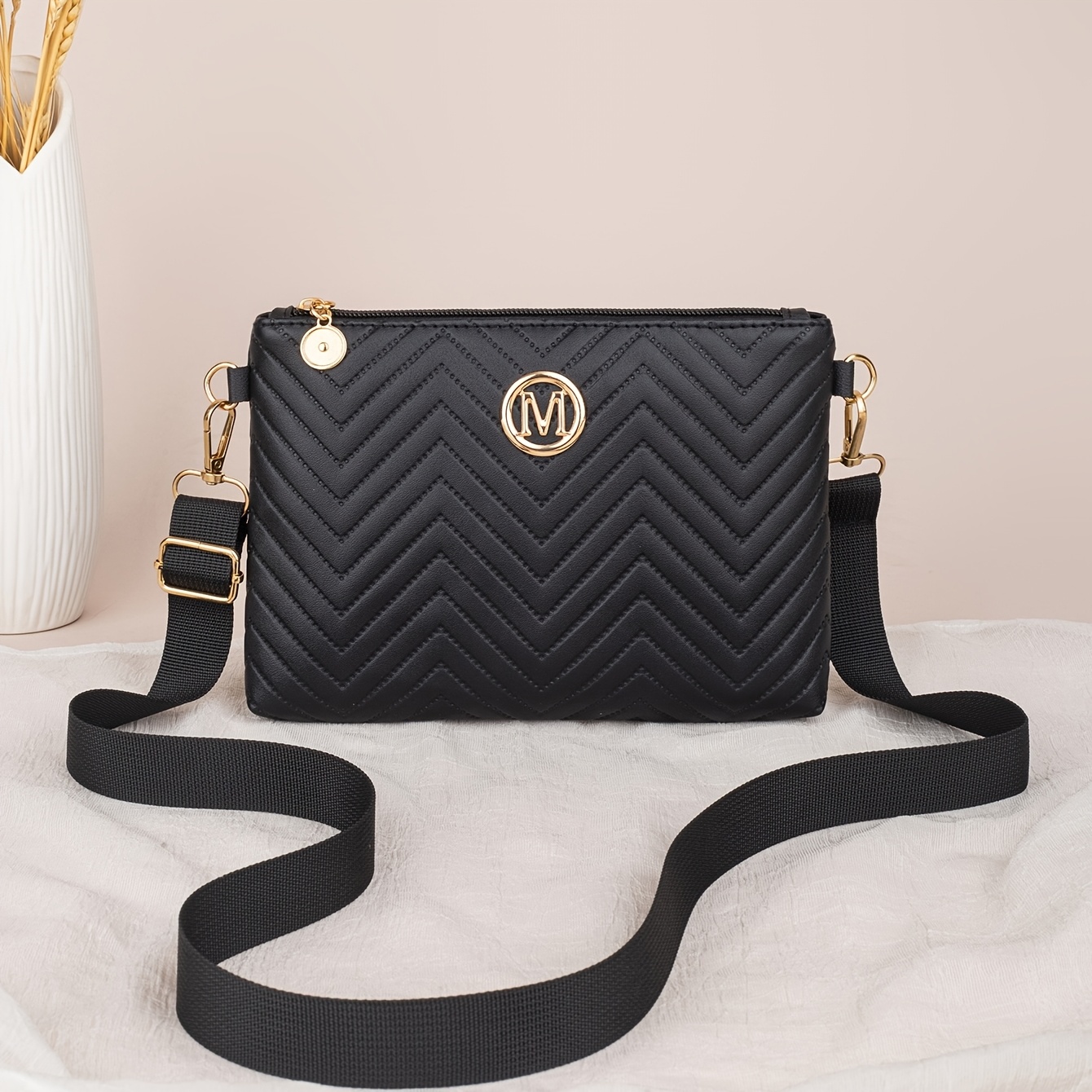 TEMU Chic Quilted Crossbody Bag For Women - Adjustable Wide Strap With Logo, Lightweight Zippered Shoulder Purse & Clutch For Everyday Casual Use