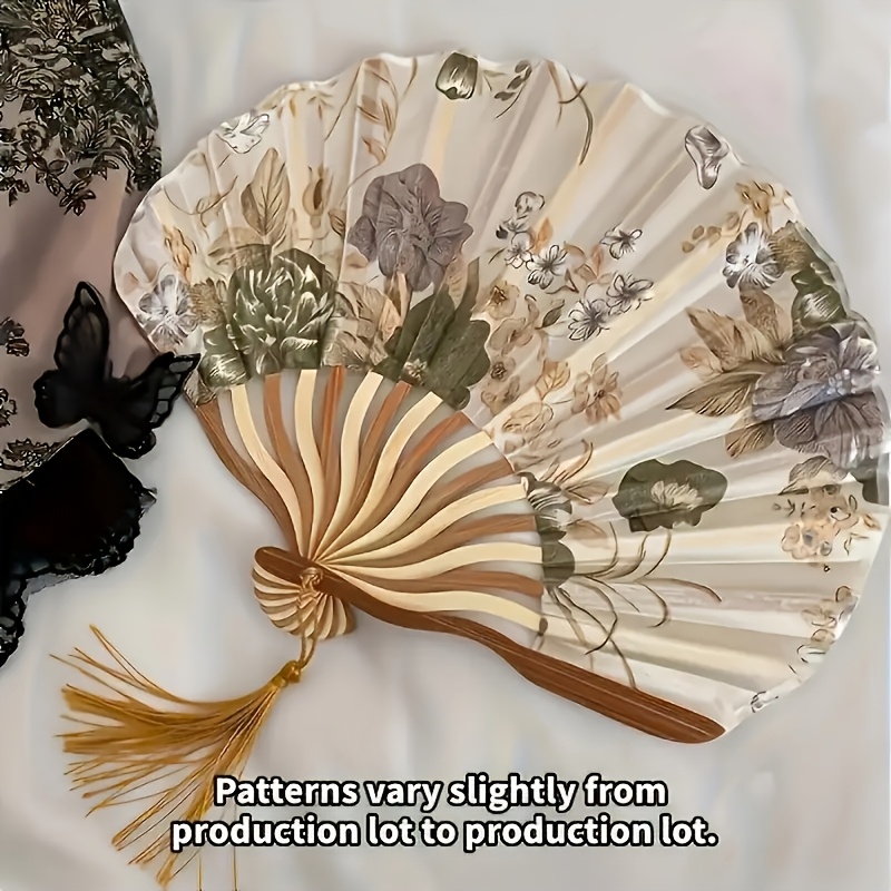 E-shop Eleganter Vintage-Blumenfächer mit Quaste - Handgefertigtes chinesisches Tanzaccessoire, Tragbar und dekorativ für den täglichen Gebrauch und