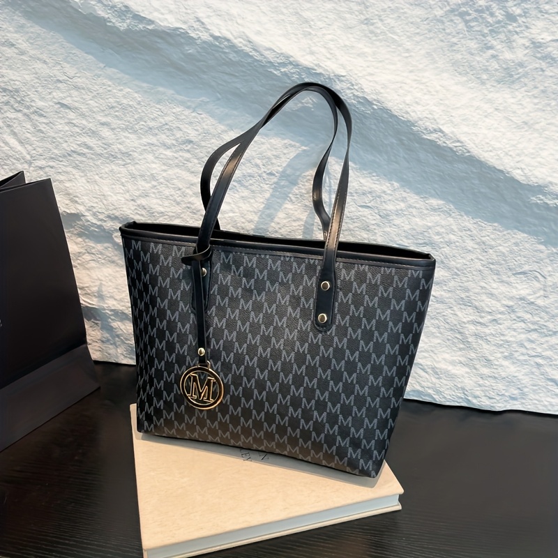 Women's Tote Bag 2026 New Women's Shoulder Bag, Large Capacity Letter Print Tote Bag, Commuter Shoulder Bag, Fashionable And Of Leisure Tote Bag Shoulder Bag