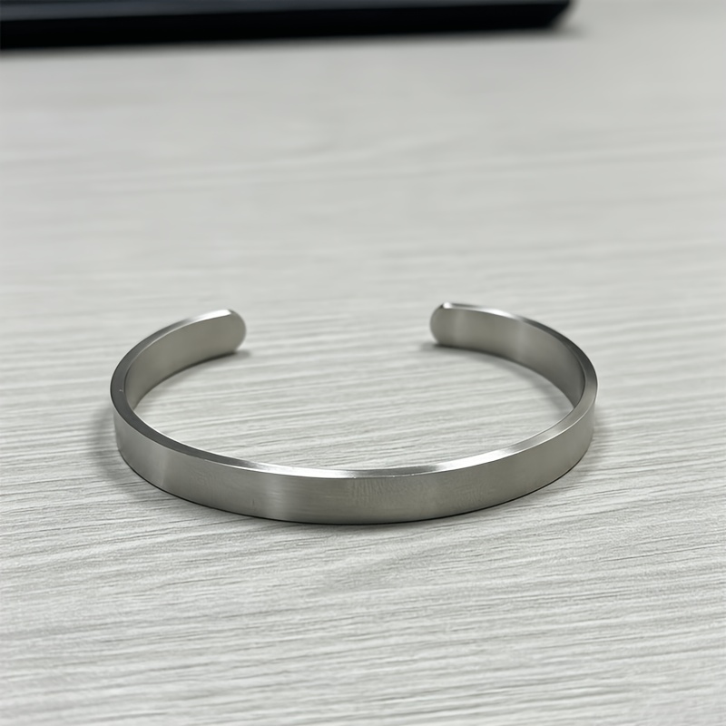 Unisex Adjustable Stainless Steel Open Bracelet, Versatile