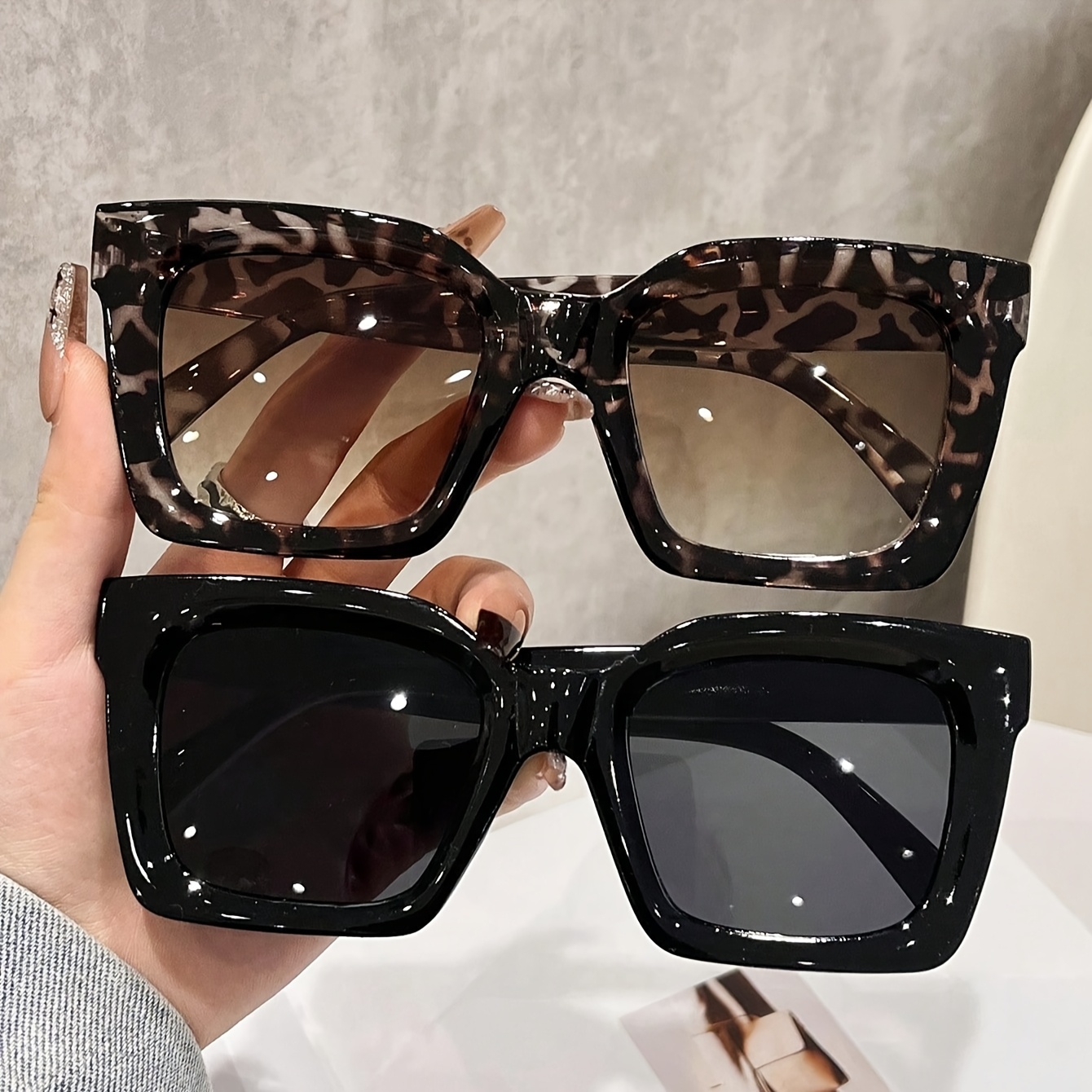 2pcs classic rectangular frame womens decorative glasses  display picture 3
