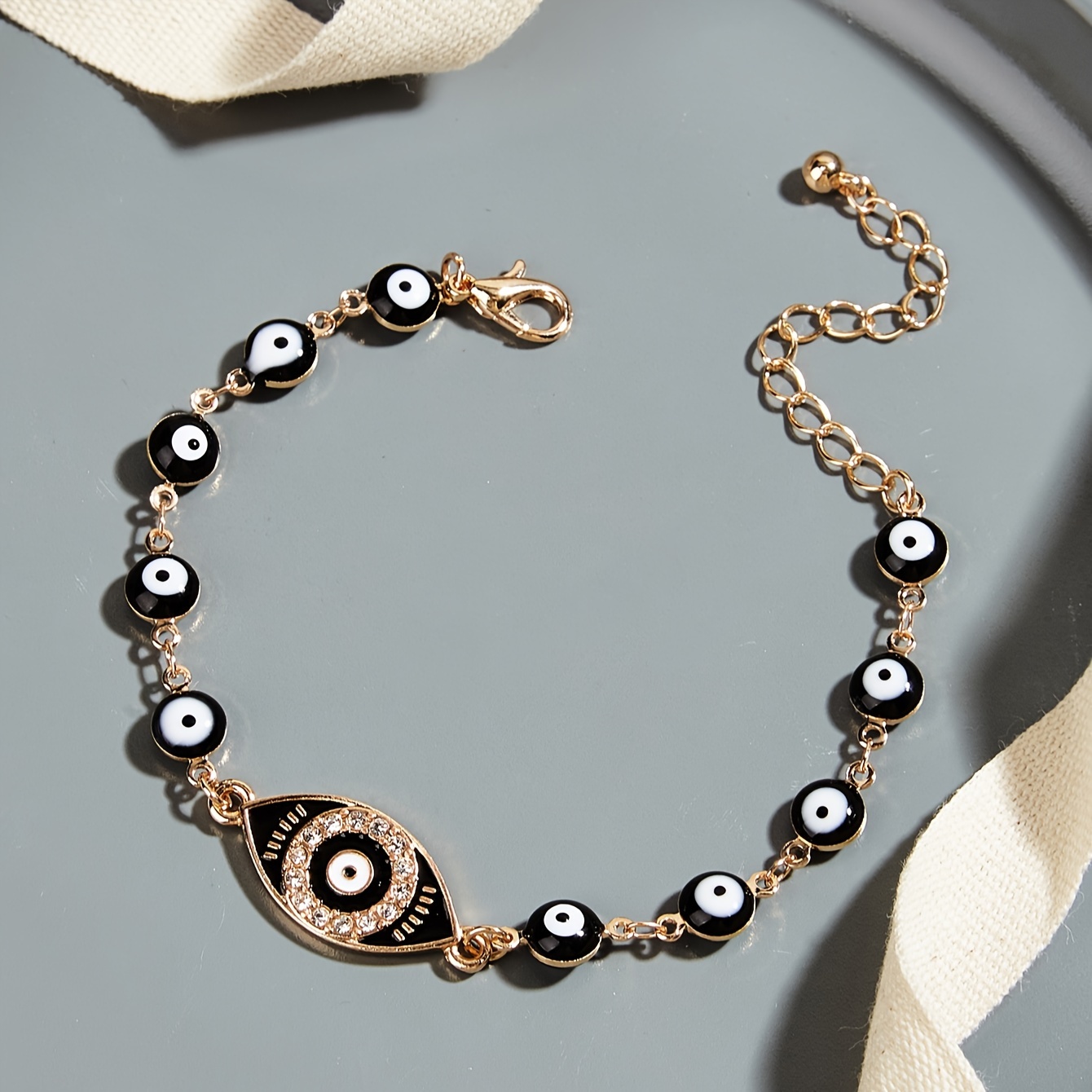 Festive Evil Eye Bracelet for Everyday & Holidays