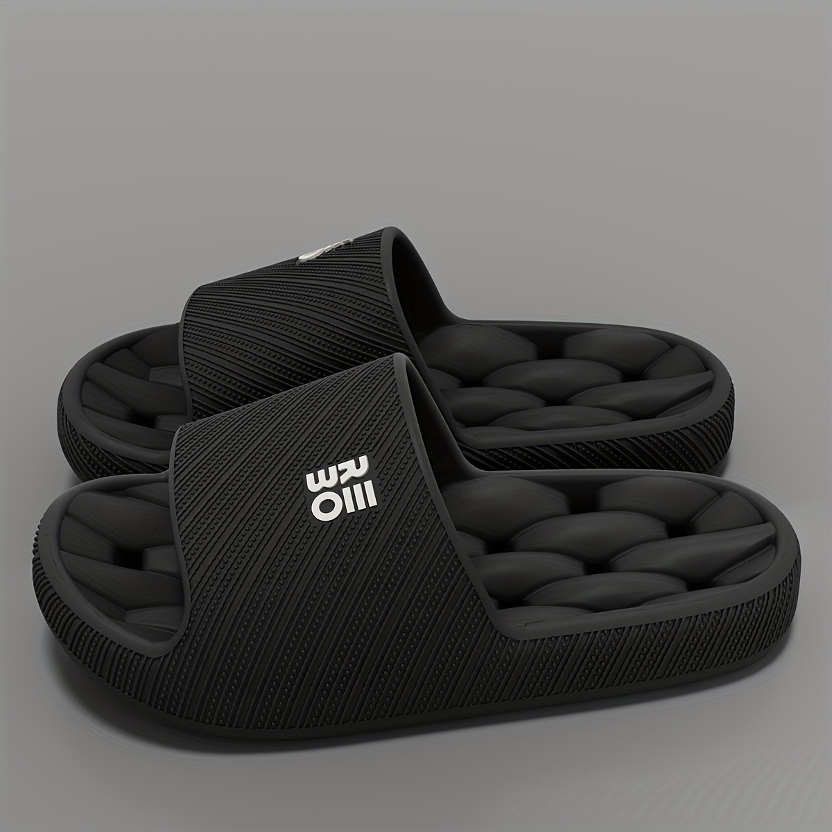 Image of Couple-style Slippers For , Designed With A Non-water Accumulating Sole, Suitable For Everyday Home And Bathroom Use. Casual Wear For Men And Minimalist Slippers For Women