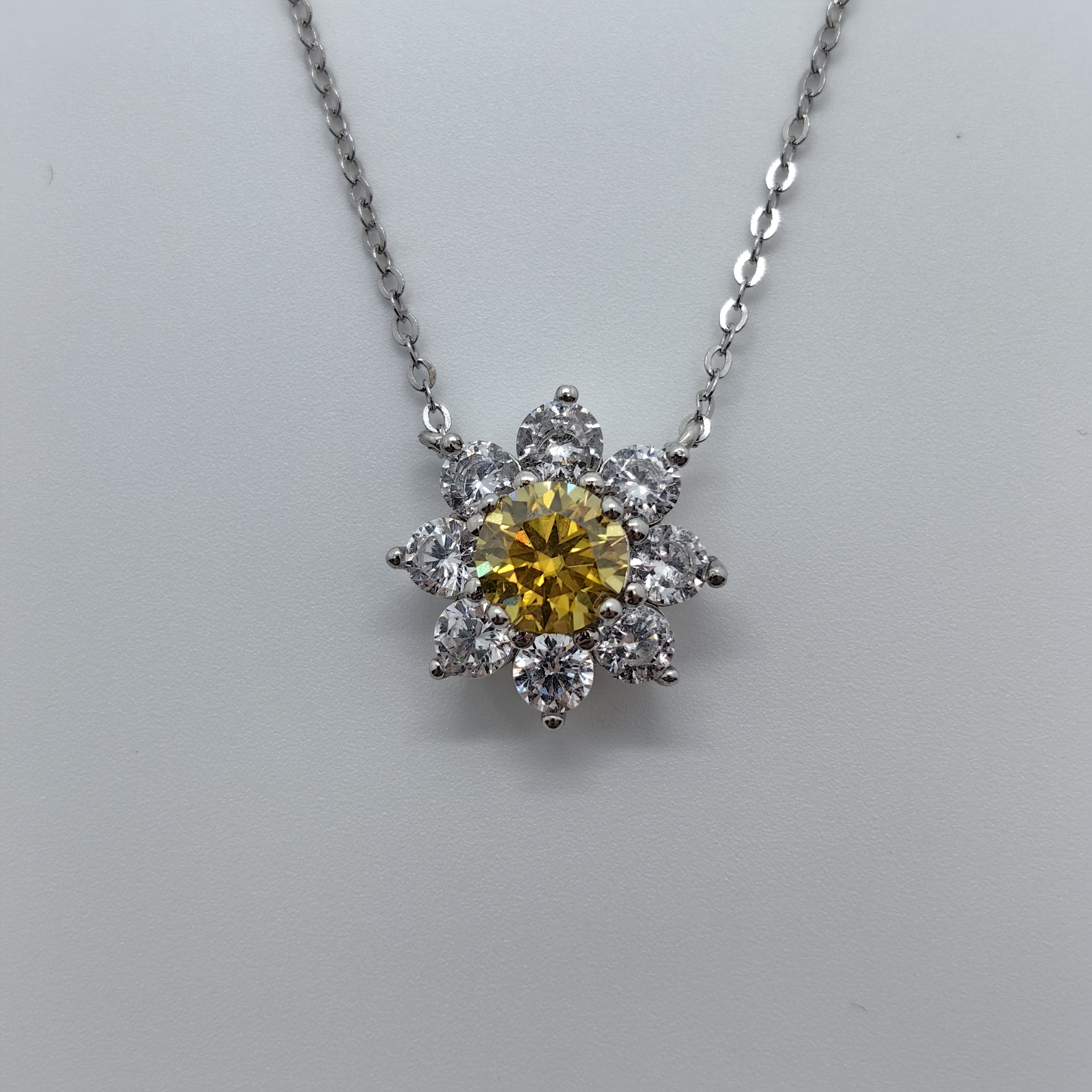 

1ct Yellow Moissanite Pendant Necklace Plated Jewelry Nice Gifts For Women On Anniversaries Birthday Valentine's Day