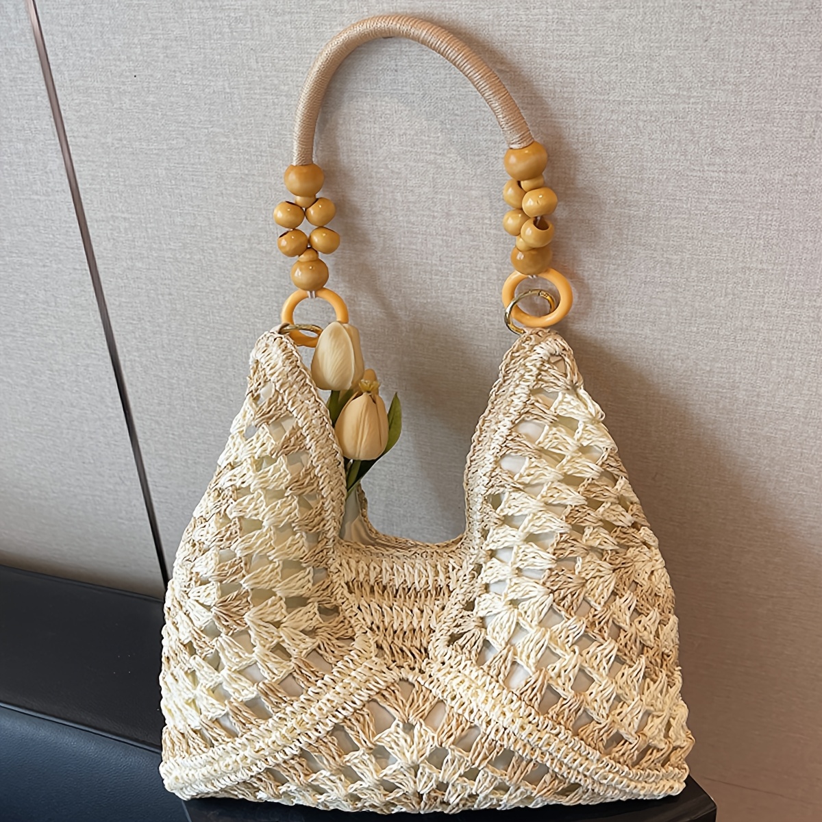 New Handmade Woven Bohemian Style Women'S Shoulder Bag, Featuring a Beaded Chain Decoration with Contrasting Colors And a Hollow Design, Suitable for Daily Commuting, Work, Vacation Trips, Beach Outings, Shopping