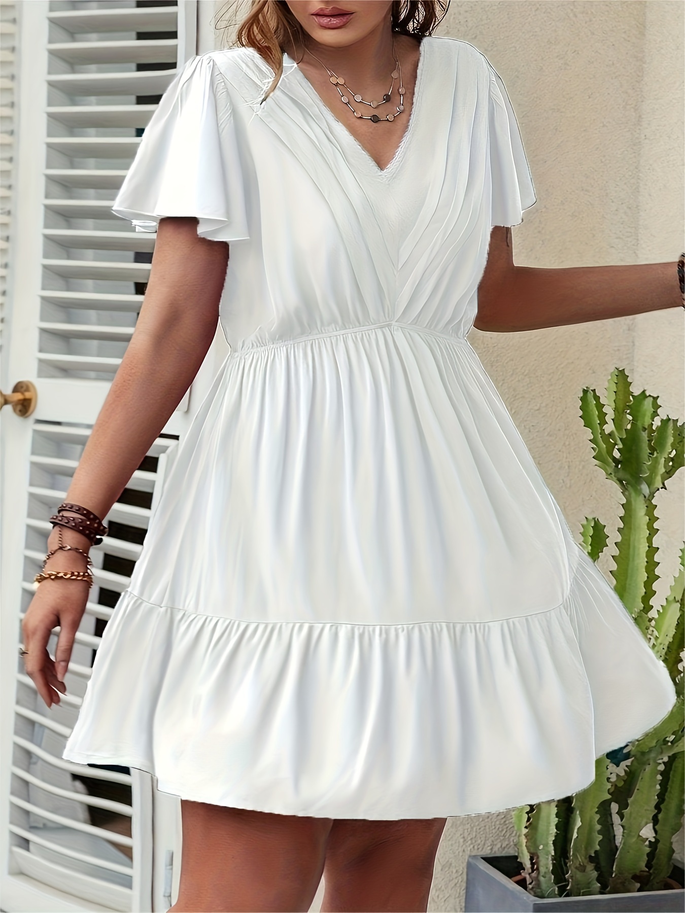 White v neck outlet smock dress