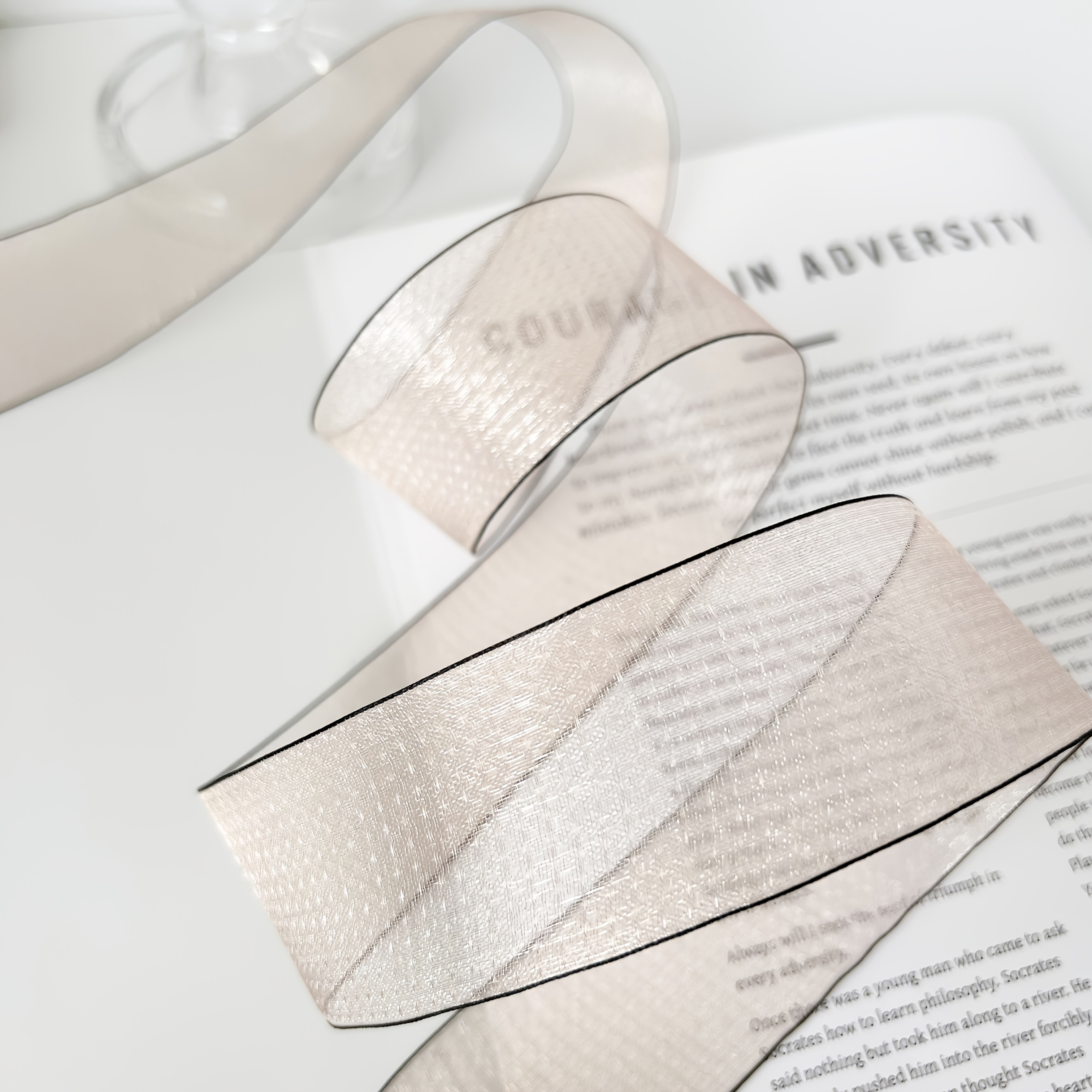 E-shop Handgemachte Rosa Organza-Bandrolle mit Kontrastkanten-Schleife – Ideal für DIY-Bastelarbeiten, Hochzeitsgeschenke, Valentinstagsdekoration,