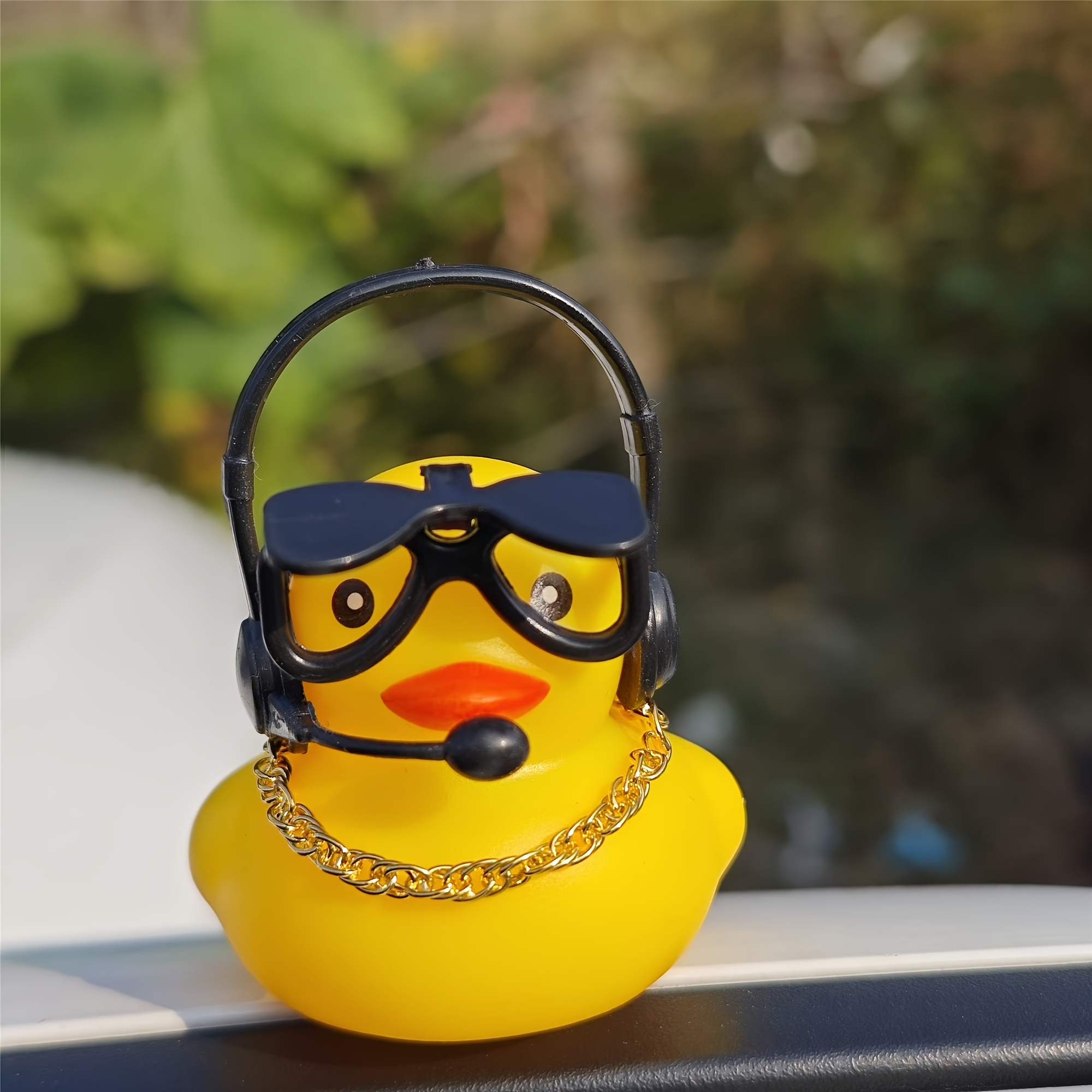 

1pc Dashboard Headphones And , Necklace , Fun Car Decoration