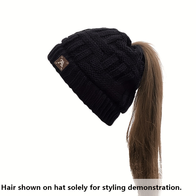 TEMU Un bonnet pour femme d'automne et d'hiver avec un trou pour queue de cheval - Un chapeau haut vide marqué, conçu pour les chignons désordonnés,