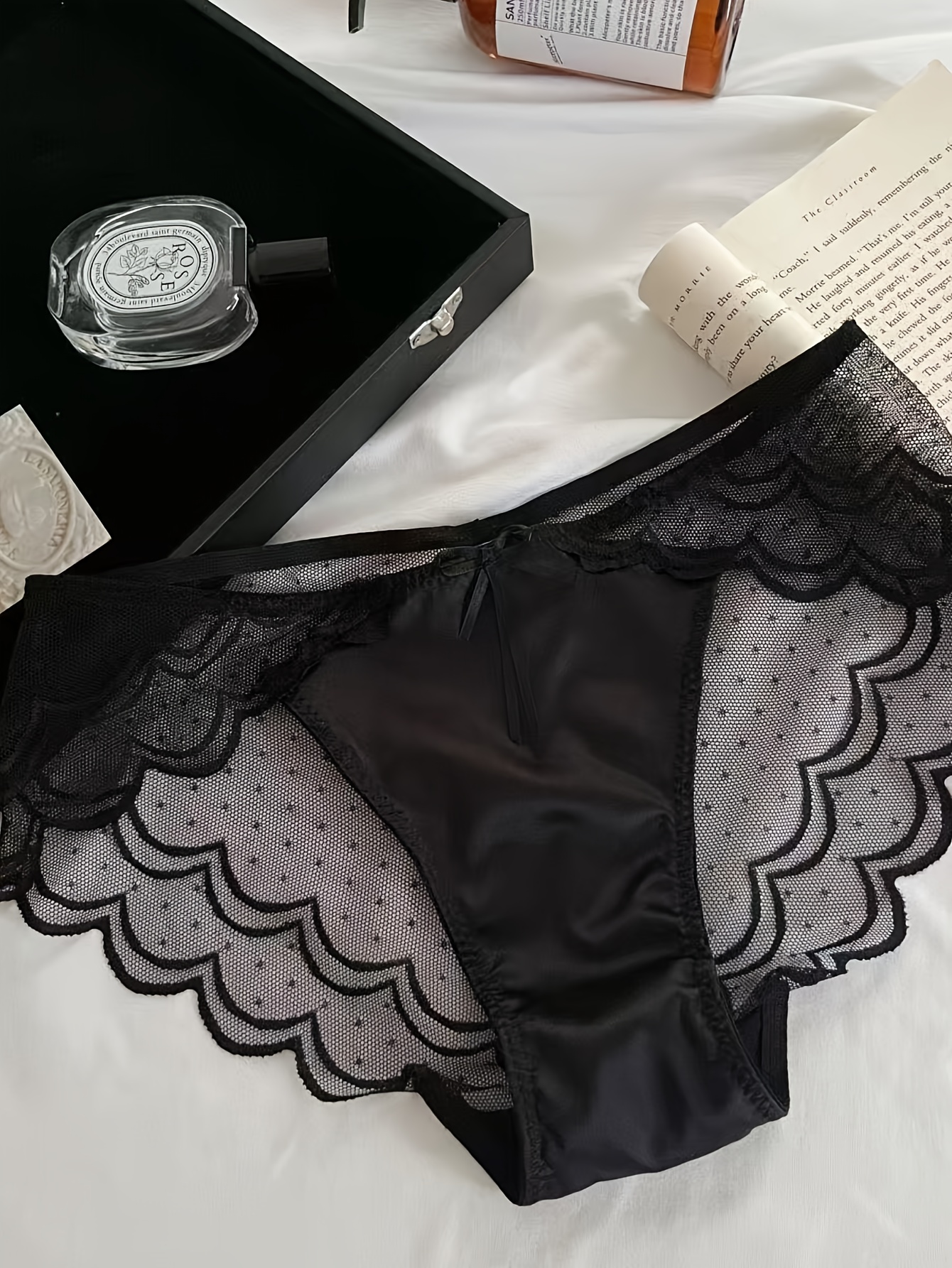 Culotte Femme En Dentelle Et Soie - Taille Basse - Confort Et élégance Au Quotidien