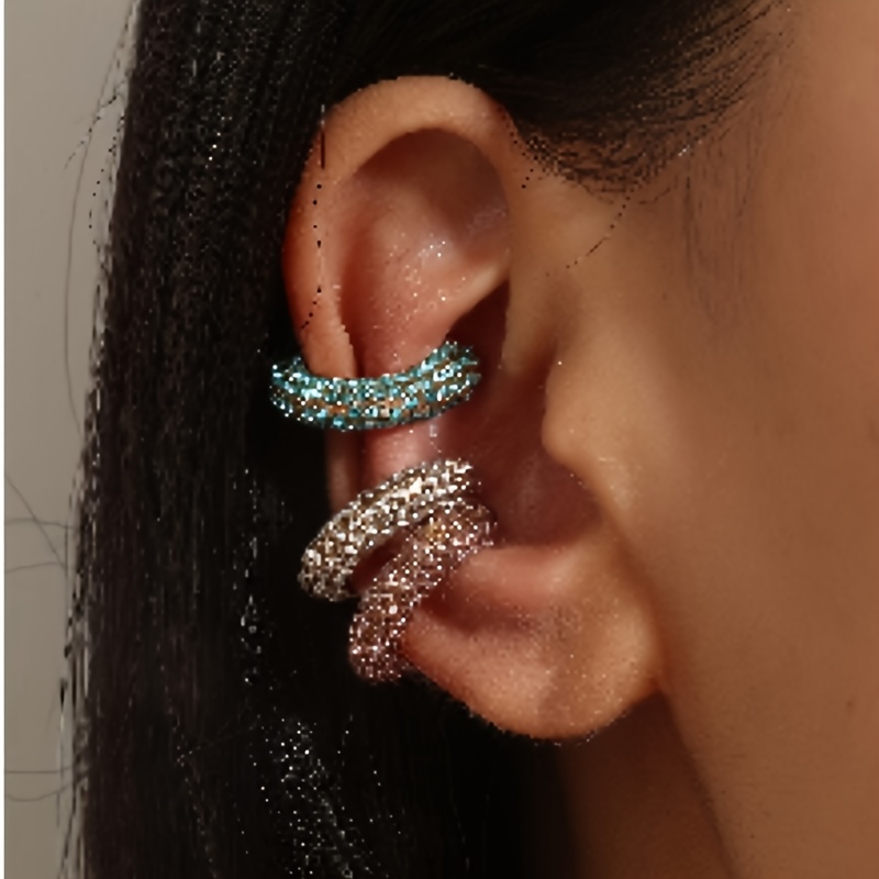 TEMU Un ensemble de trois boucles d'oreilles luxueuses ornées de pierres scintillantes, conçues qui préfèrent à clip piercing, avec des couleurs