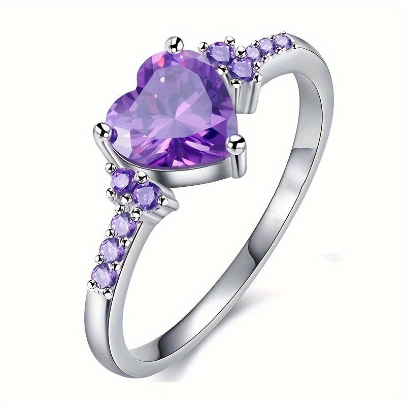 

Bague en de cœur avec pierre synthétique violette, bague de pour femme, bague de fiançailles , accessoire pour les fêtes, les vacances et .