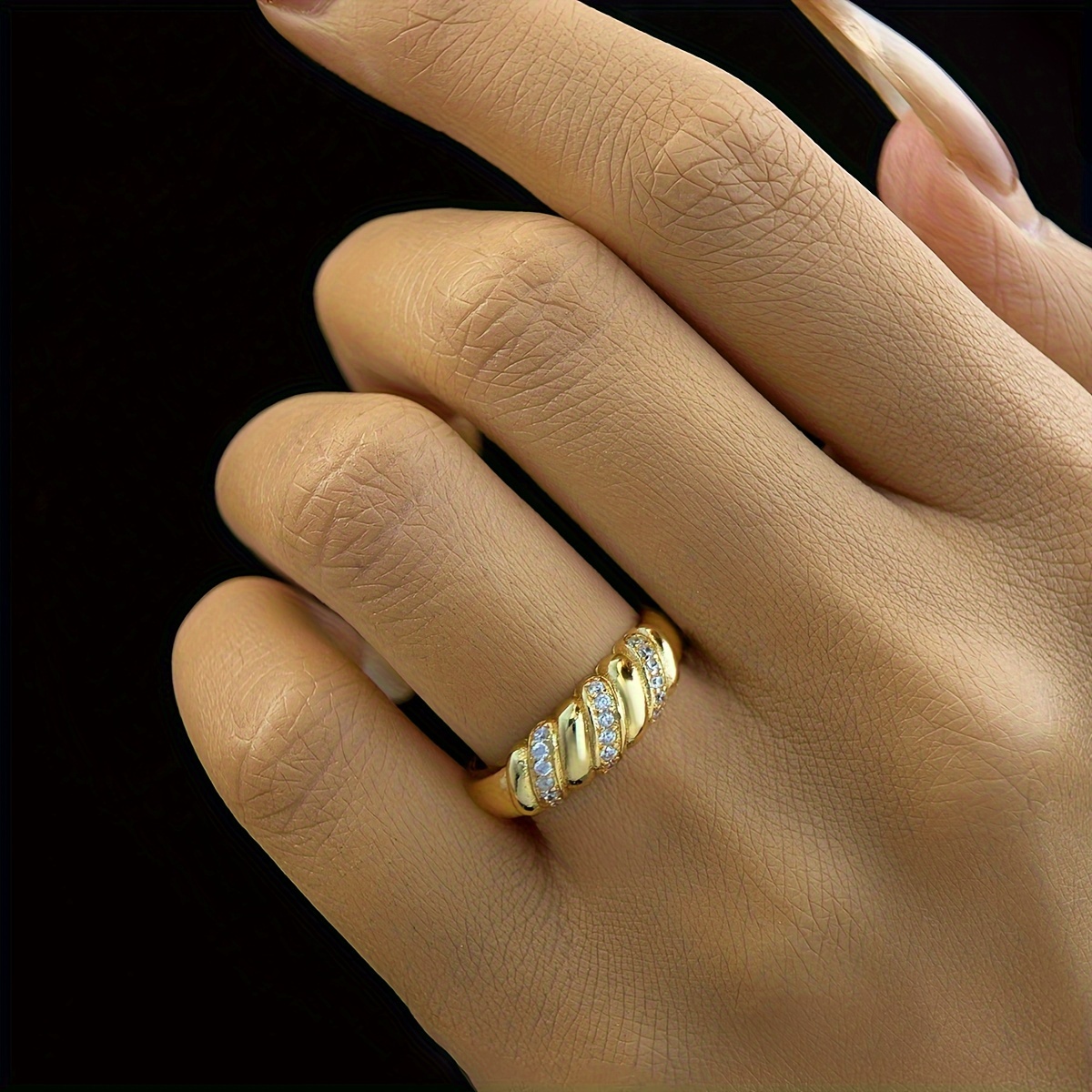 

Vintage Elegant Twisted Rope Design Ring With Zirconia Inlay, 18k Golden Plated Copper Band, Perfect For Daily Wear & Holiday Gift, Ideal For Valentine's Day - 1 Piece