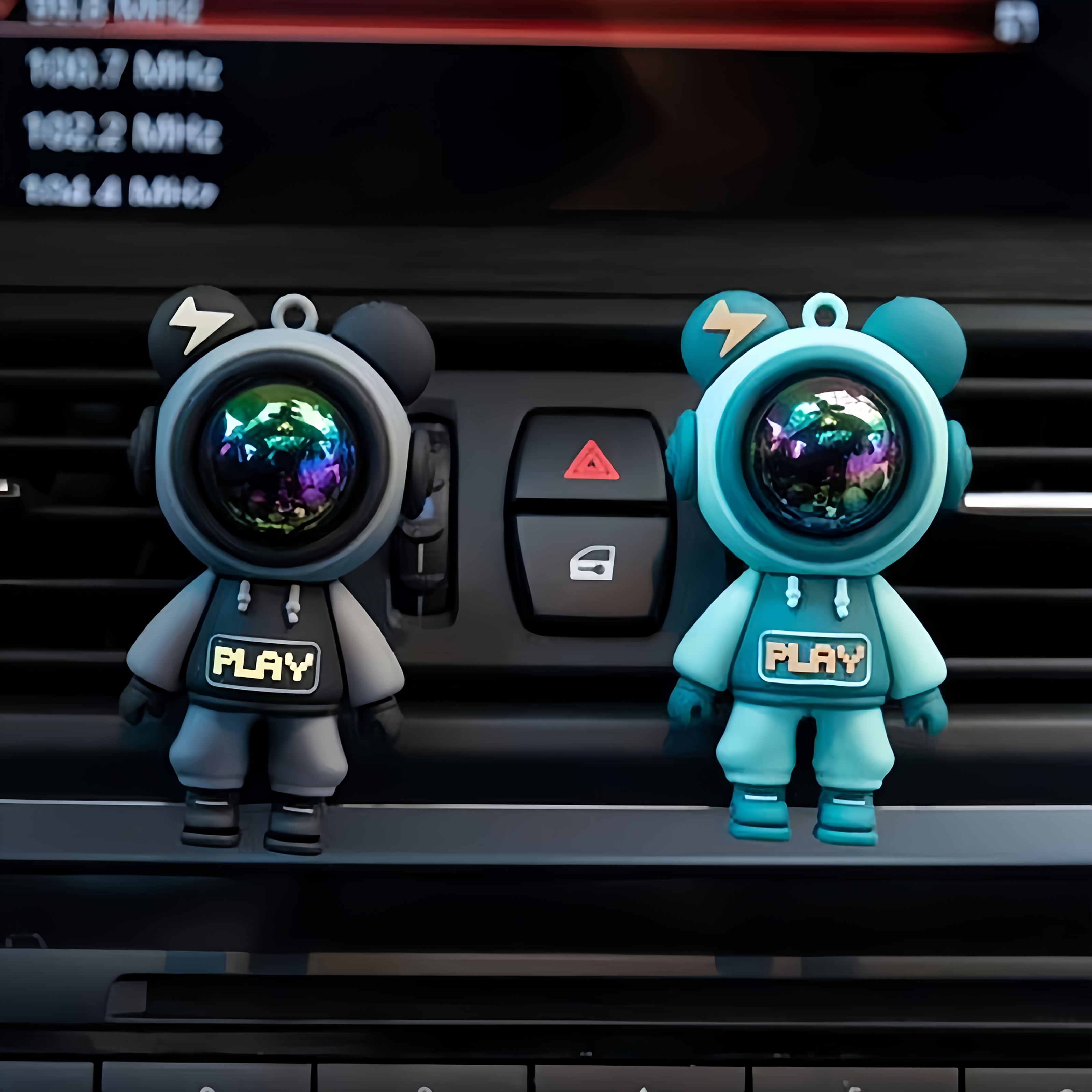 1pc/4pcs Astronaut Lightning Bear Design Car Air Freshener, Car Air Vent Aroma Diffuser Clip, Car Air Outlet Decoration Clip, Car Interior Decoration Accessories Eid Al-Adha Mubarak