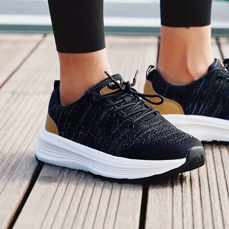 Morbuy 2024 Veterschoenen voor Vrouwen, Atletische Womens Trainers Dames Sneakers Lichtgewicht Mesh Wandelen Running Sport Casual Schoenen Gym Gebreide Ademend Tennis Sneakers, D20 Licht Paars, 37.5 Morbuy 2024 Veterschoenen voor Vrouwen, Atletische Womens Trainers Dames Sneakers Lichtgewicht Mesh Wandelen Running Sport Casual Schoenen Gym Gebreide Ademend Tennis Sneakers, D20 Licht Paars, 37.5