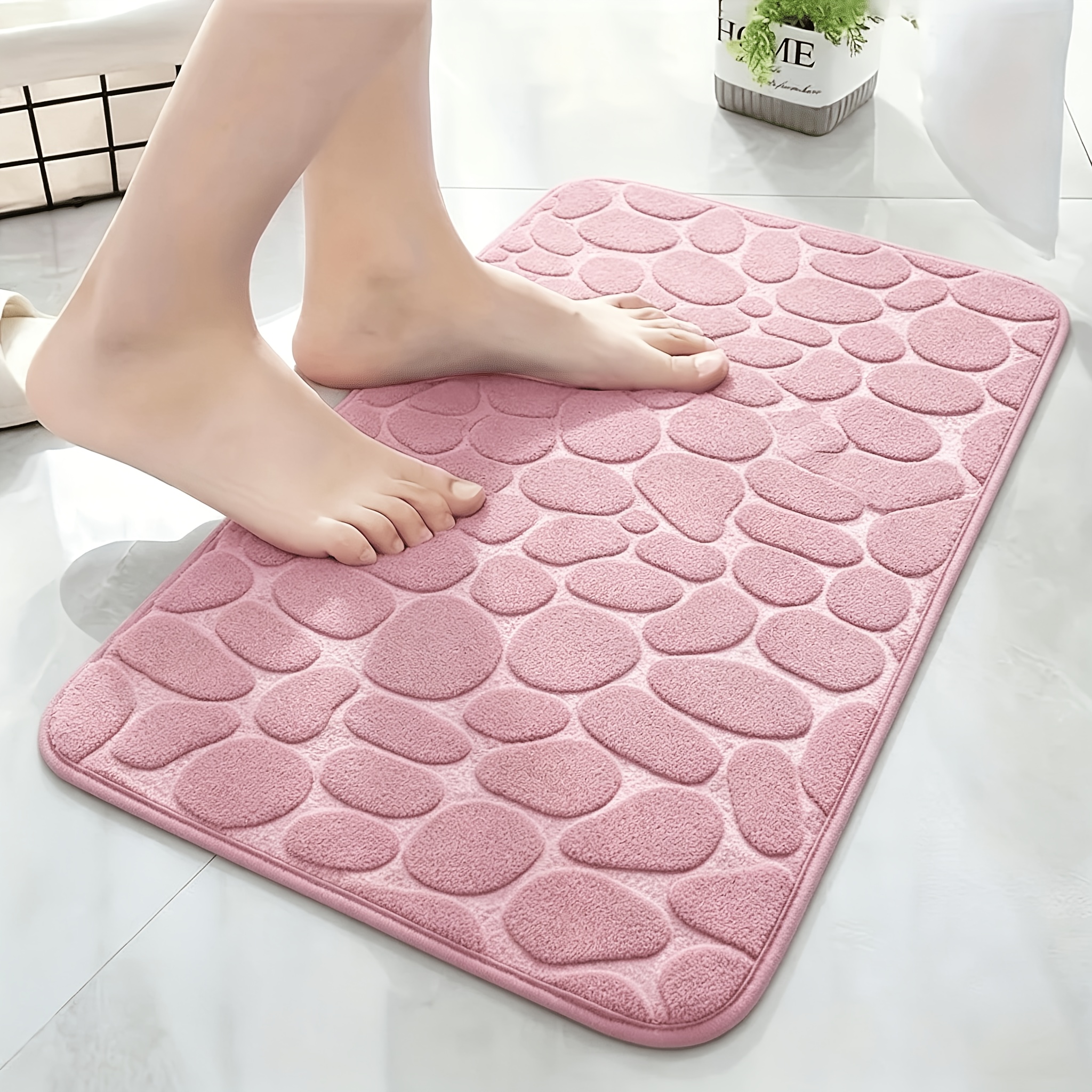 Tapis de bain en mousse à mémoire de forme douce, à séchage rapide, avec un motif corail antidérapant, lavable en machine, fabriqué avec un support en polyester, léger et confortable, adapté aux chambres, aux douches et à une utilisation intérieure, facile à nettoyer et à entretenir !