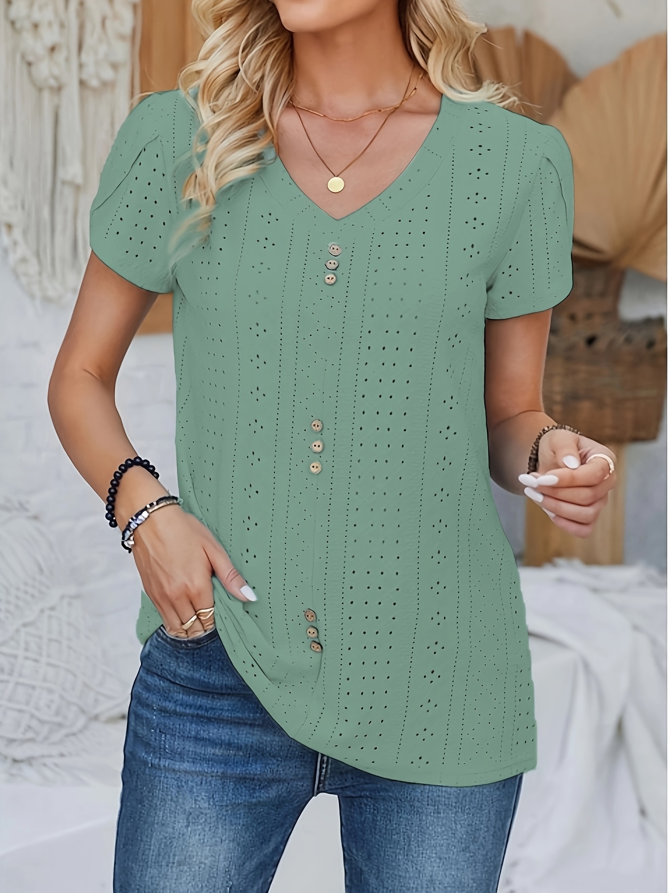 Fantaslook Eyelet Blouses For Women Dressy Casual Long Sleeve Shirts Crew Neck Fall Trendy Tops