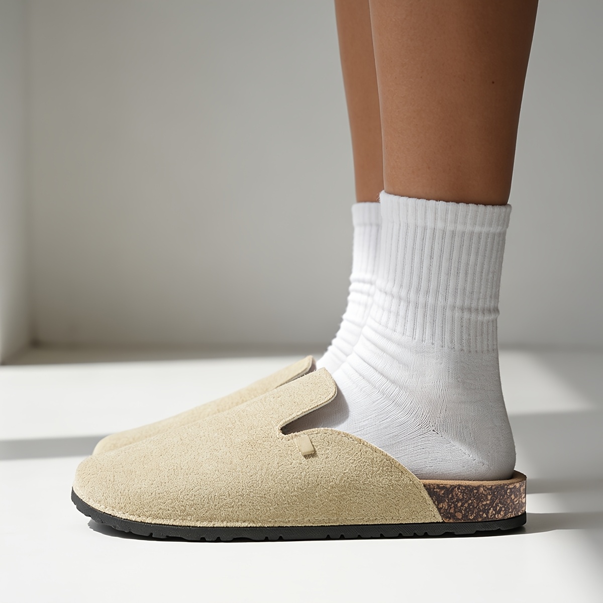 The New Seasonal Mules Are Designed to Make You Look Slimmer And Elongate Your Legs. They Are Made of Soft, Skin-Friendly That Won'T Chafe, And Are Slip-Resistant And Durable. Easy to Slip on And Off