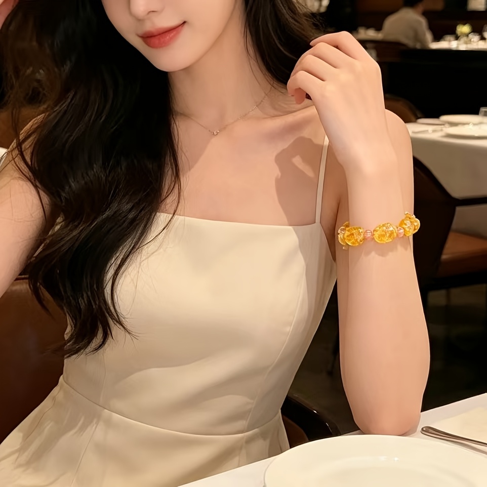 Women's Trendy Minimalist Bracelet, Elegant Design