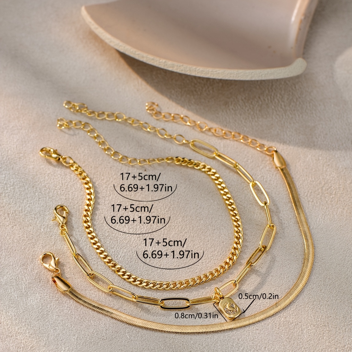 Women's Elegant Moon Inlaid Zirconia Bracelet, Versatile Wear