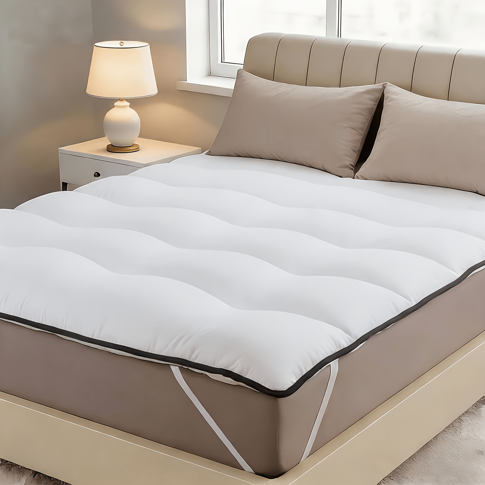 Soft And Comfortable Mattress Topper, Mattress Pad, Thickly Padded, Wave-shaped Design, Black Edging, Stylish And Beautiful, Suitable For Most Bed Types