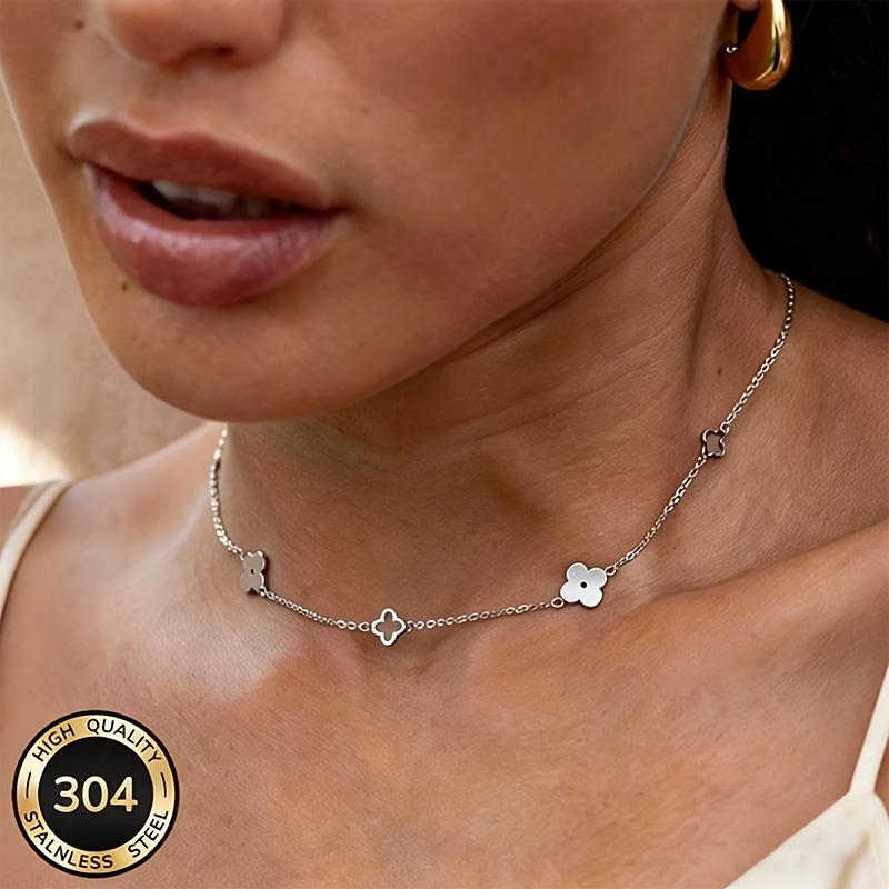 Image of Easy Style Collarbone Chain 304 Stainless Steel Golden Plated Necklace Daily All-match Commuter Niche Necklace For Women